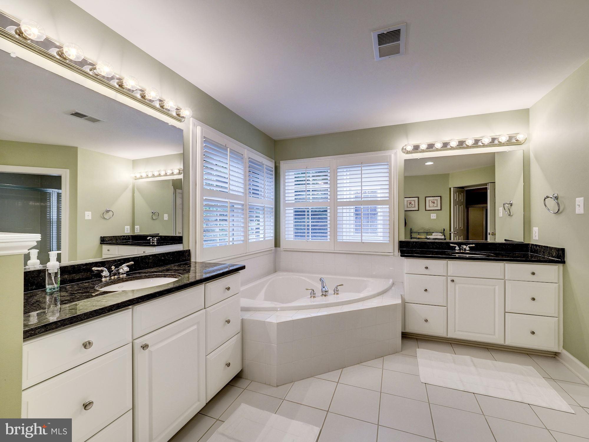 ALTA VISTA - Residential