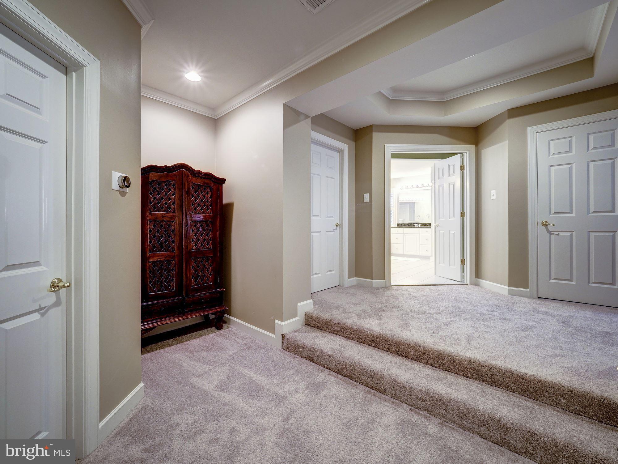 ALTA VISTA - Residential