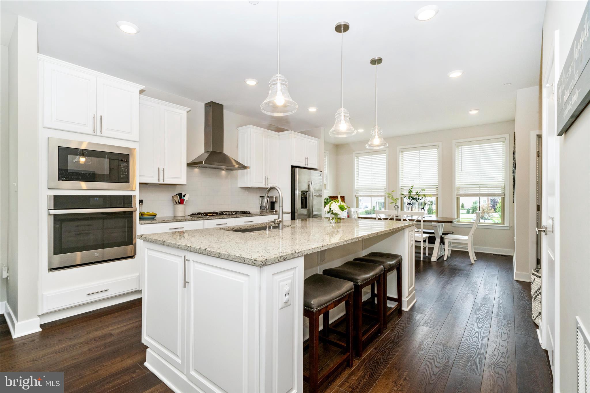 4730 BLACK EYED SUSAN MEWS