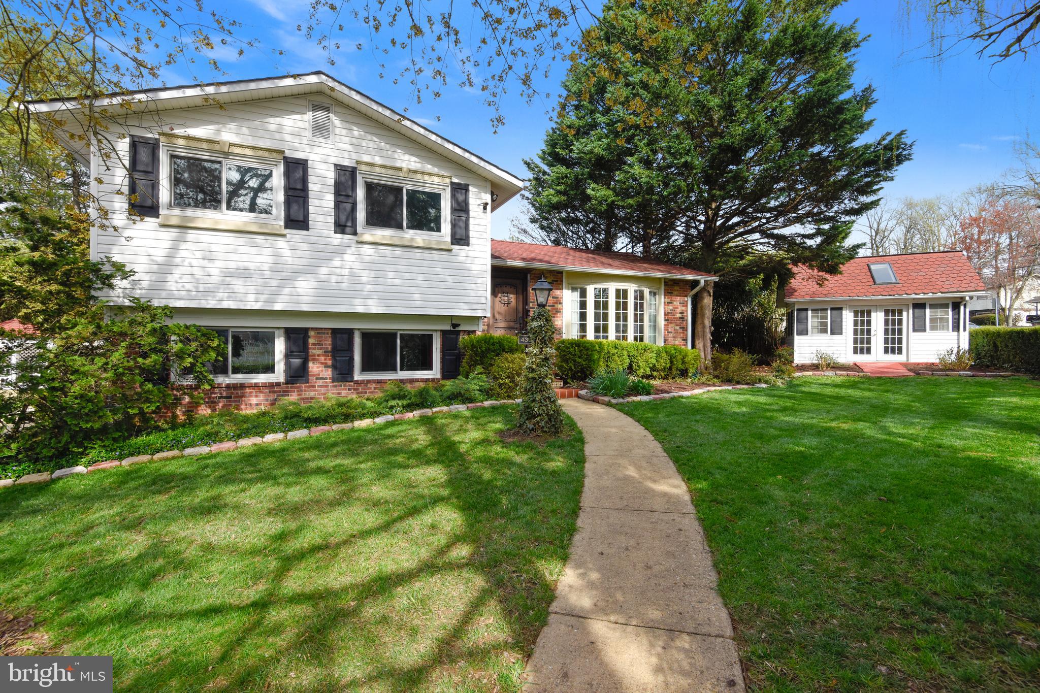 ANNANDALE TERRACE - Residential