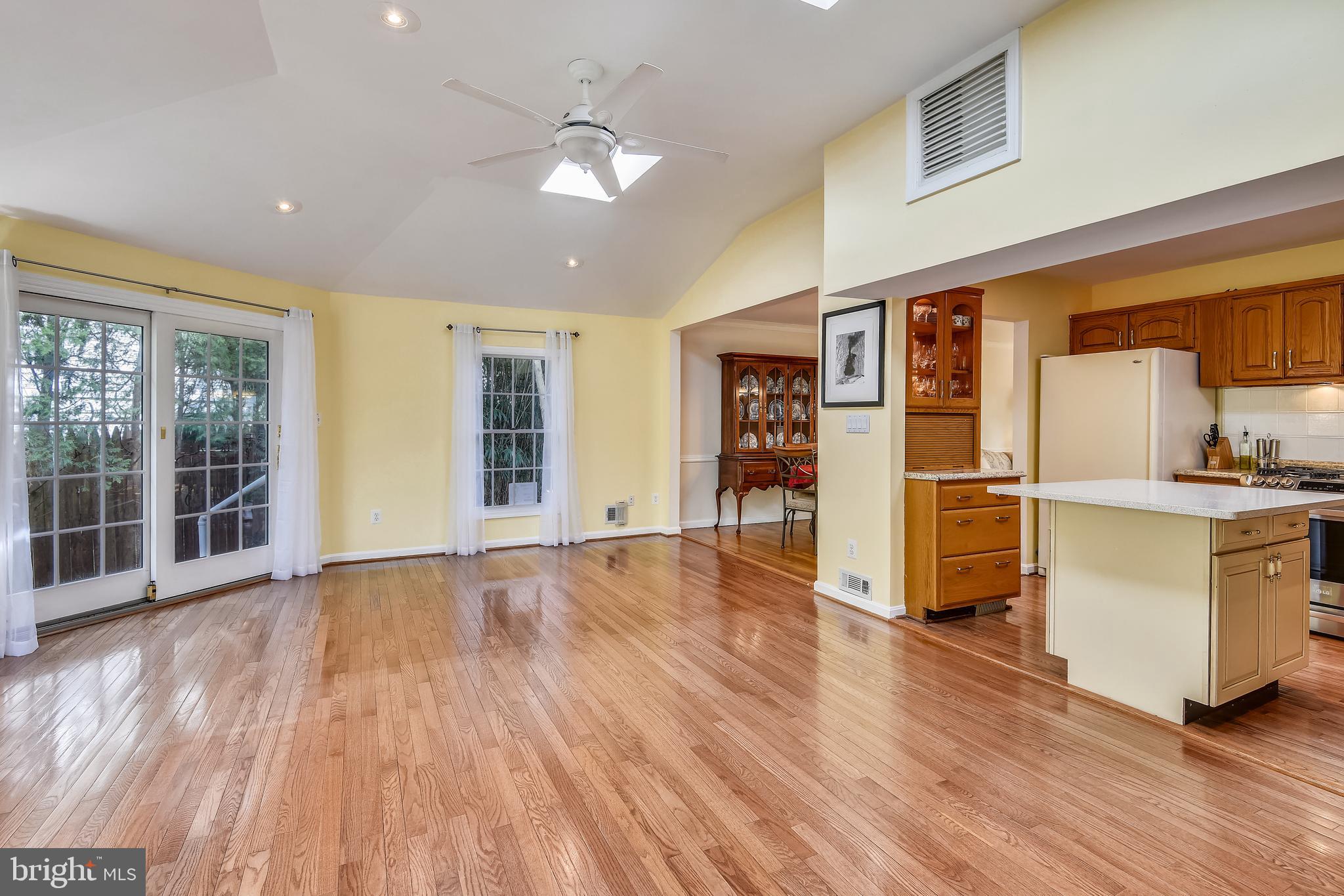 ANNANDALE TERRACE - Residential