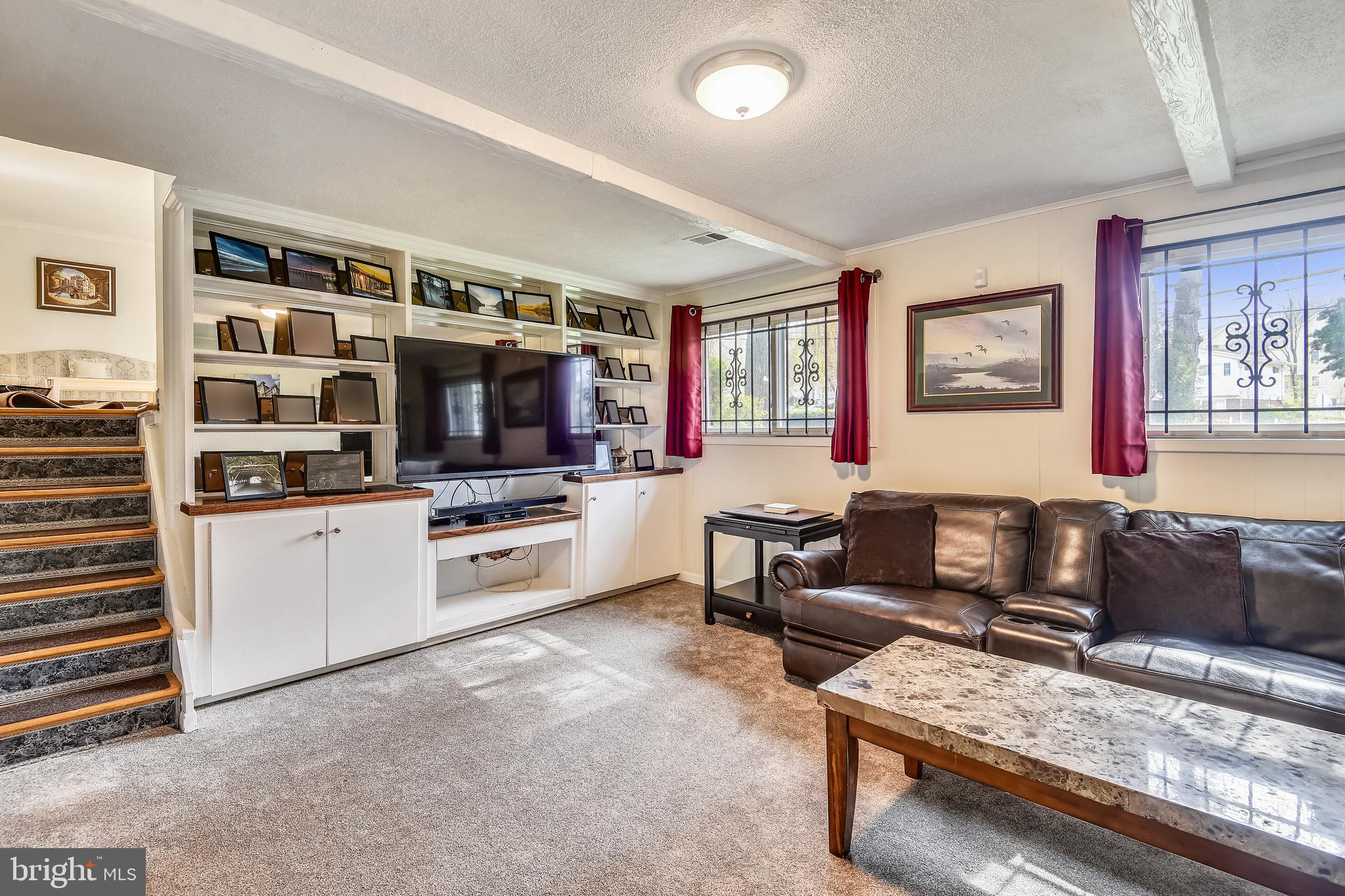 ANNANDALE TERRACE - Residential