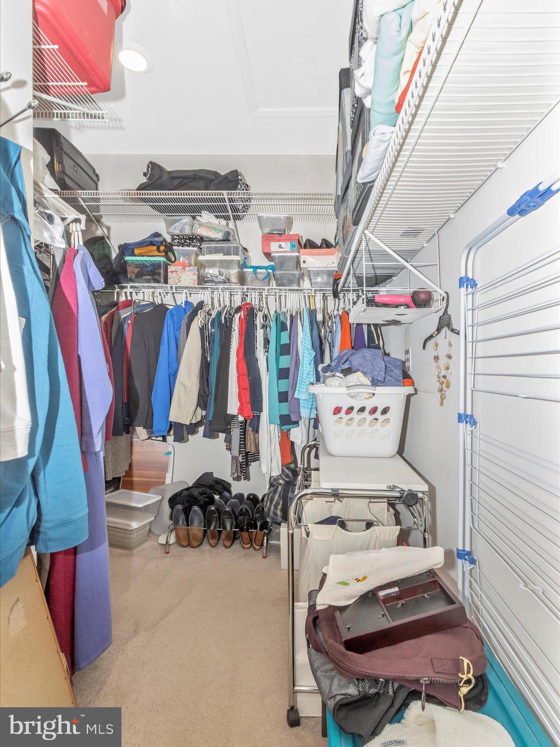 VILLAGE OF MILL RUN - Residential