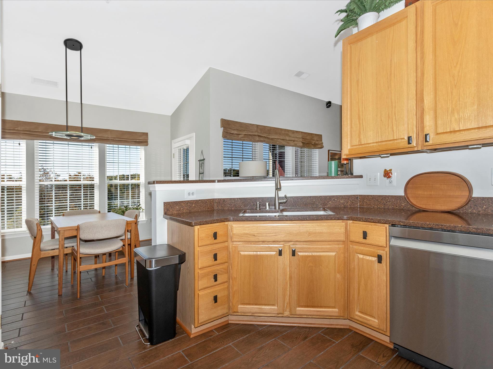 VILLAGE OF MILL RUN - Residential