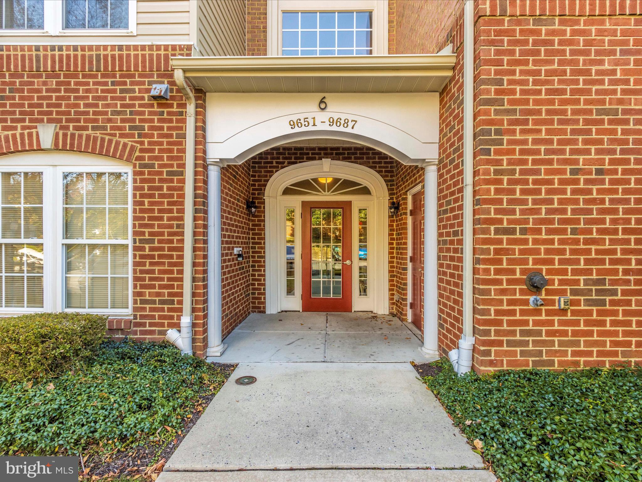 VILLAGE OF MILL RUN - Residential