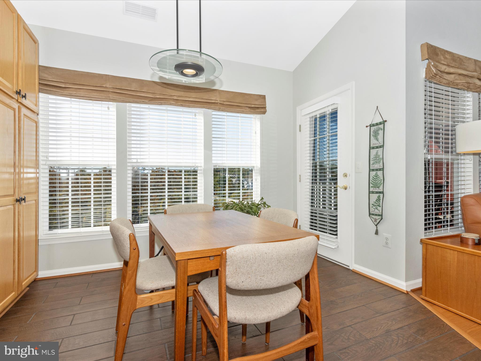 VILLAGE OF MILL RUN - Residential