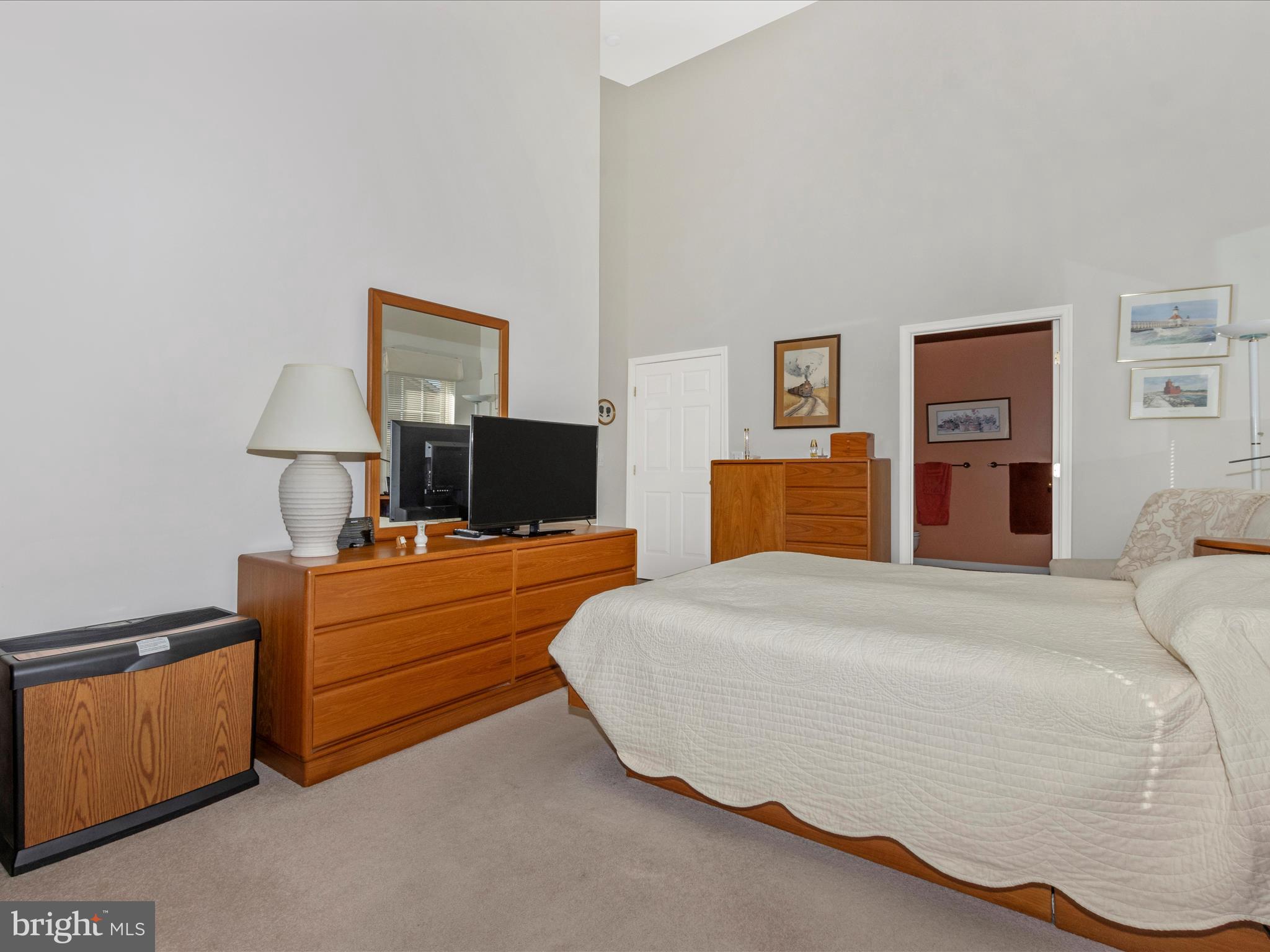 VILLAGE OF MILL RUN - Residential