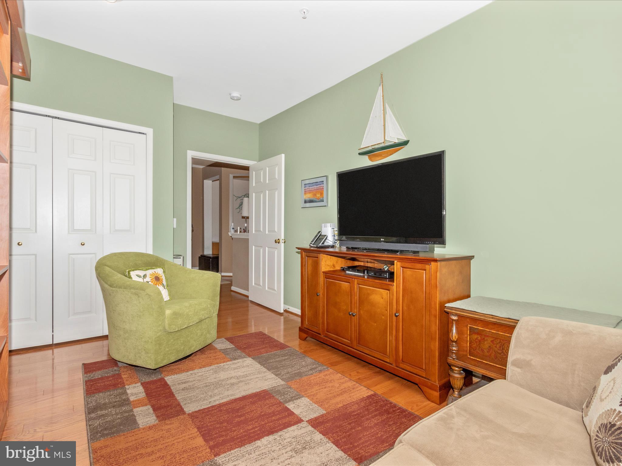 VILLAGE OF MILL RUN - Residential