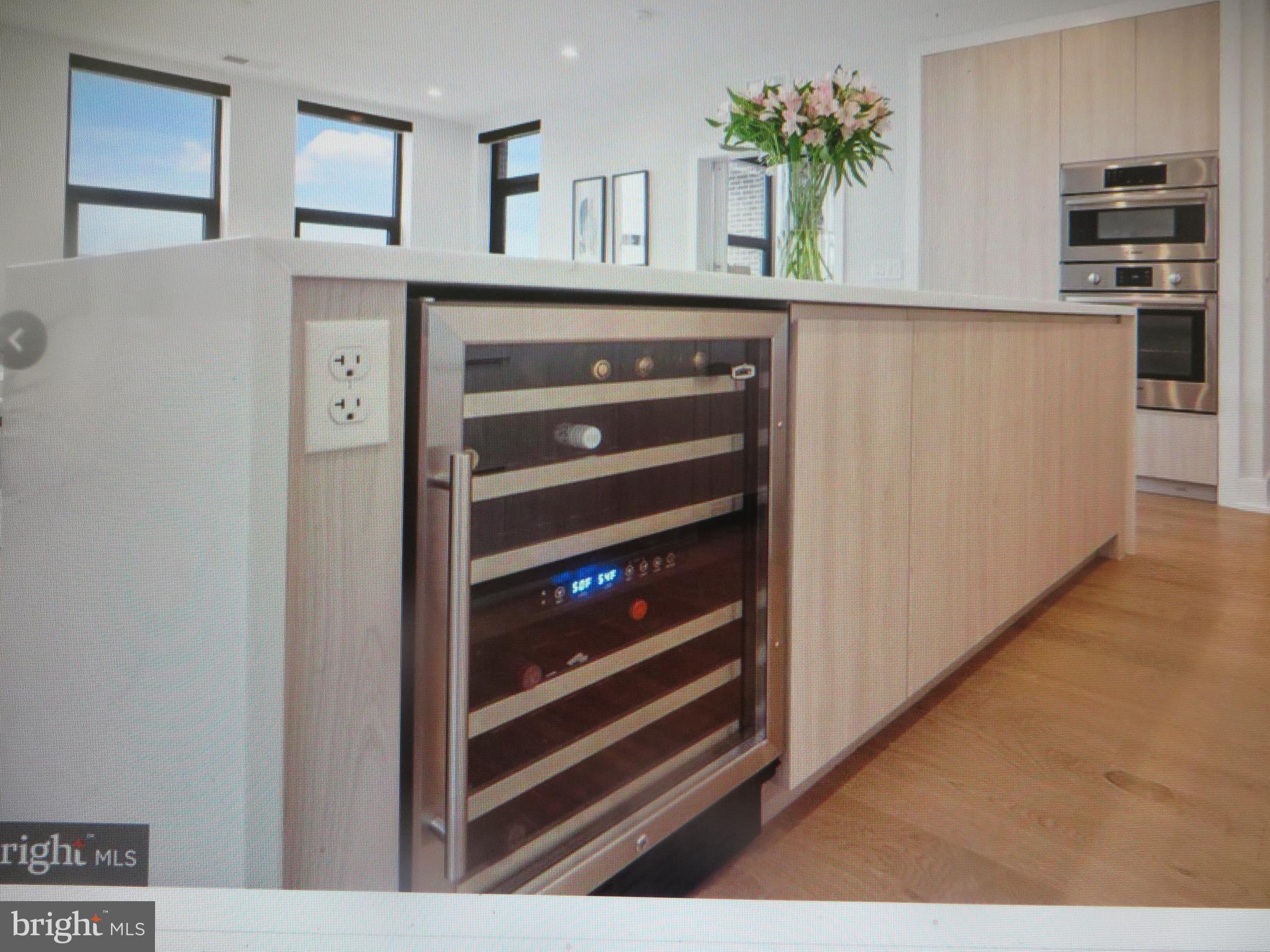 POTOMAC  YARDS - Residential Lease