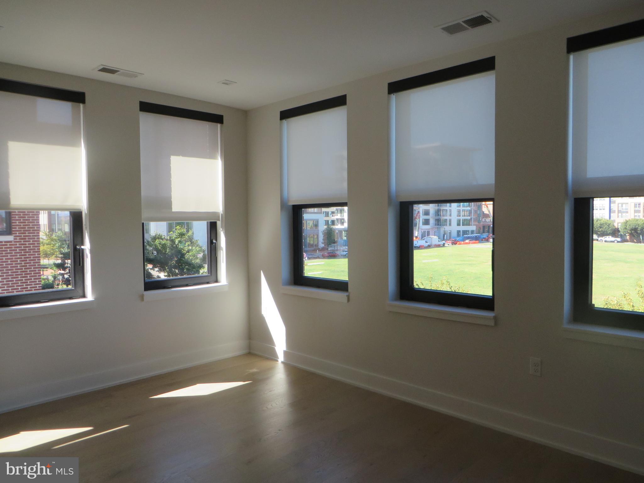 POTOMAC  YARDS - Residential Lease