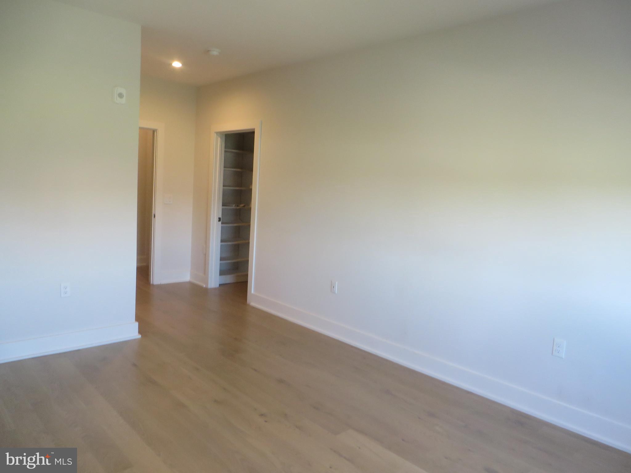 POTOMAC  YARDS - Residential Lease