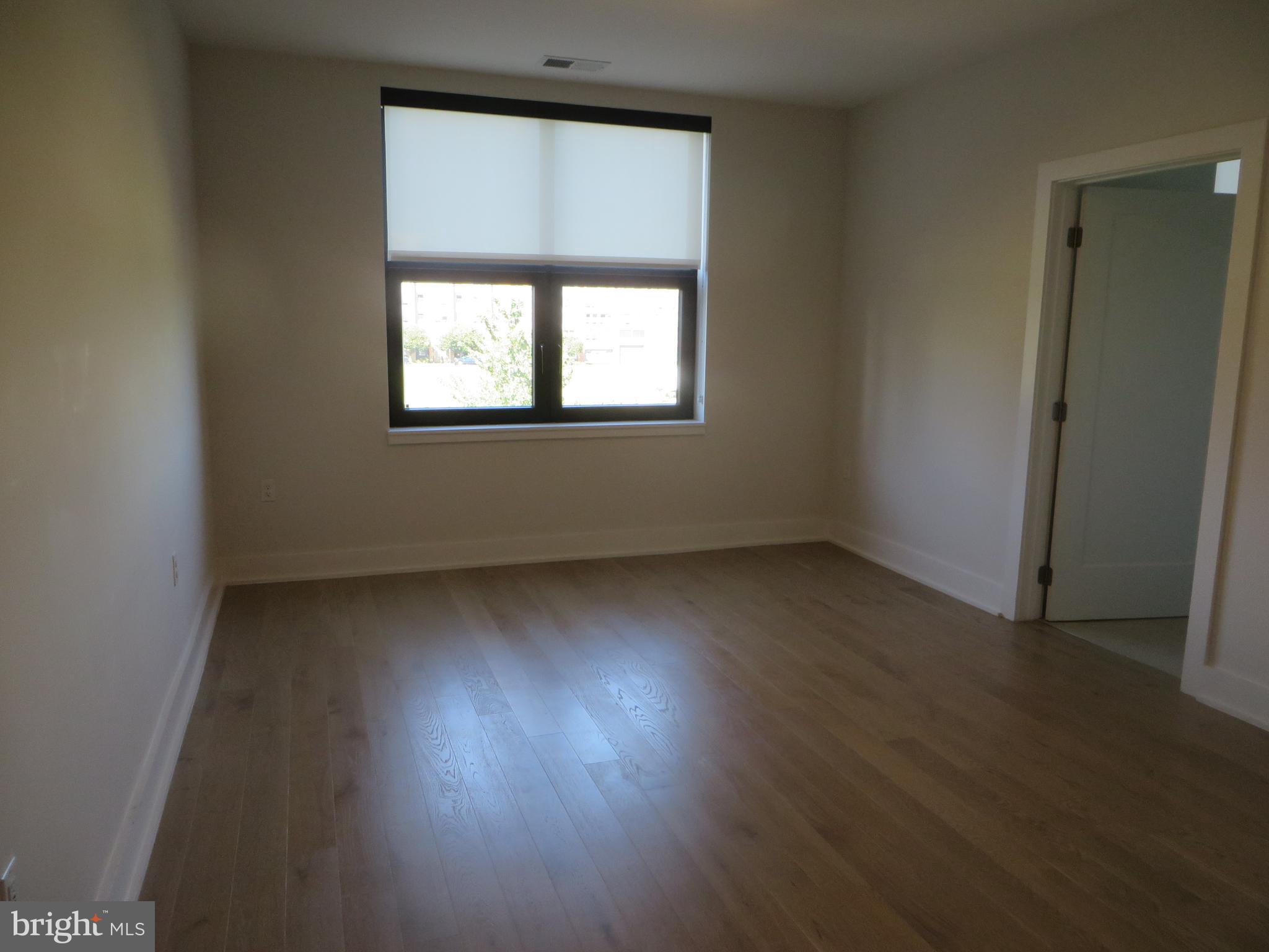 POTOMAC  YARDS - Residential Lease