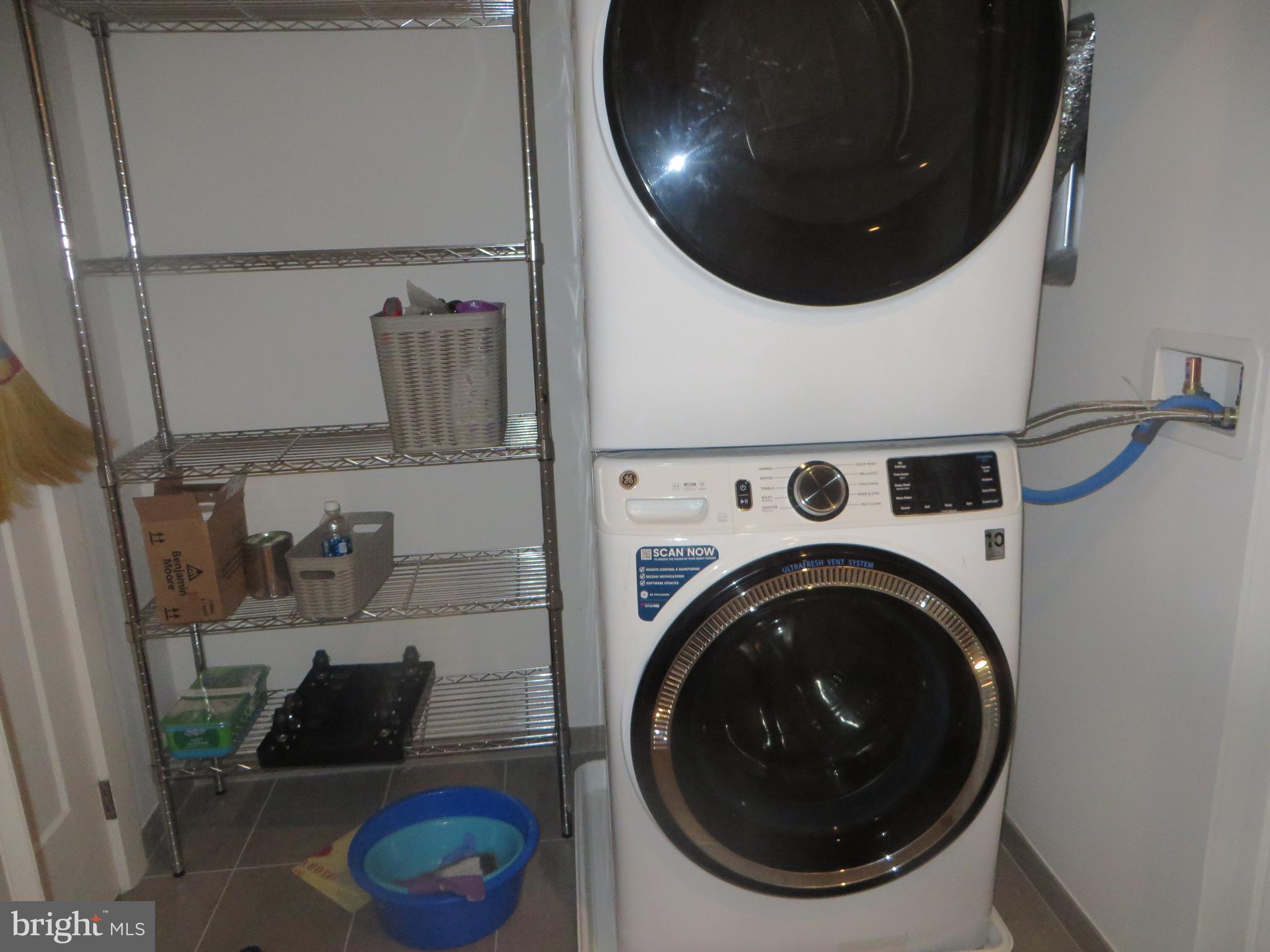 POTOMAC  YARDS - Residential Lease