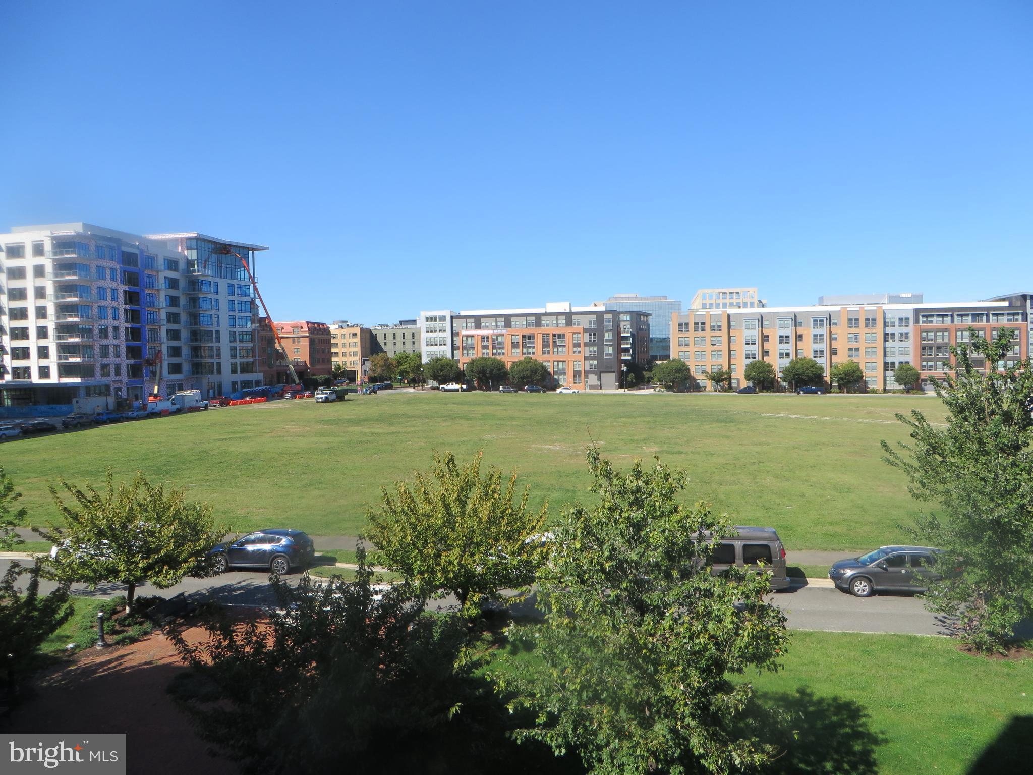 POTOMAC  YARDS - Residential Lease