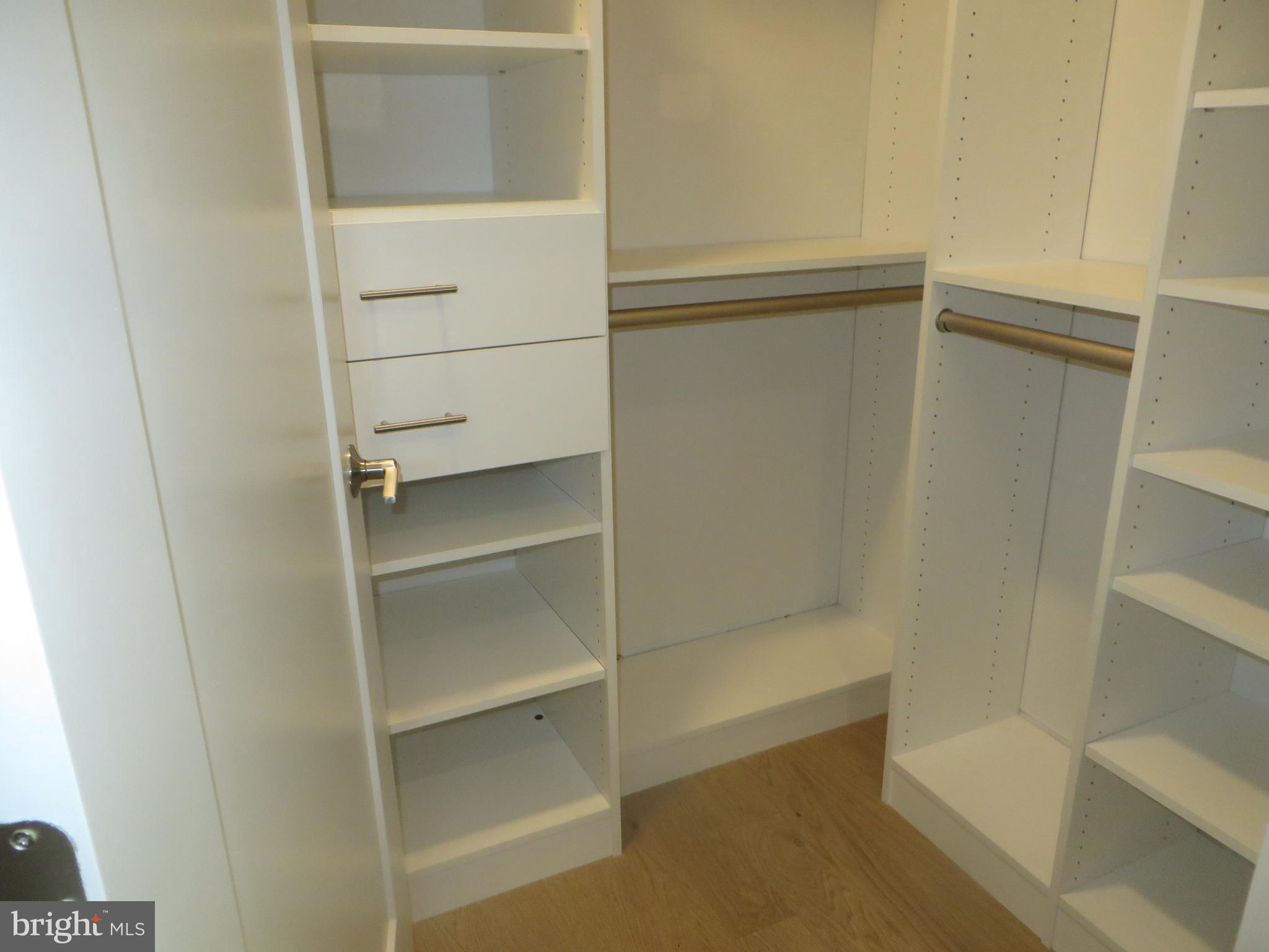 POTOMAC  YARDS - Residential Lease