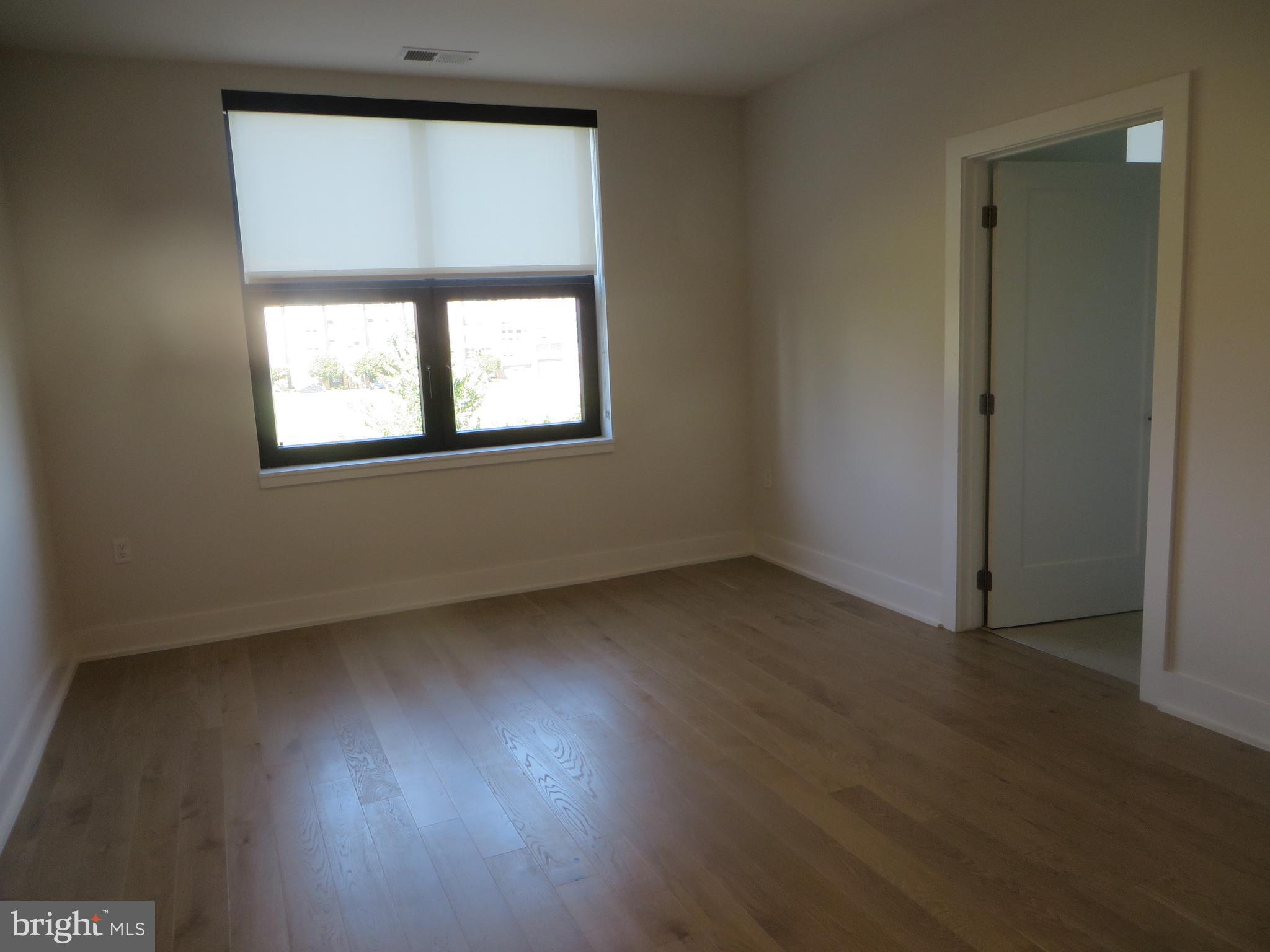 POTOMAC  YARDS - Residential Lease