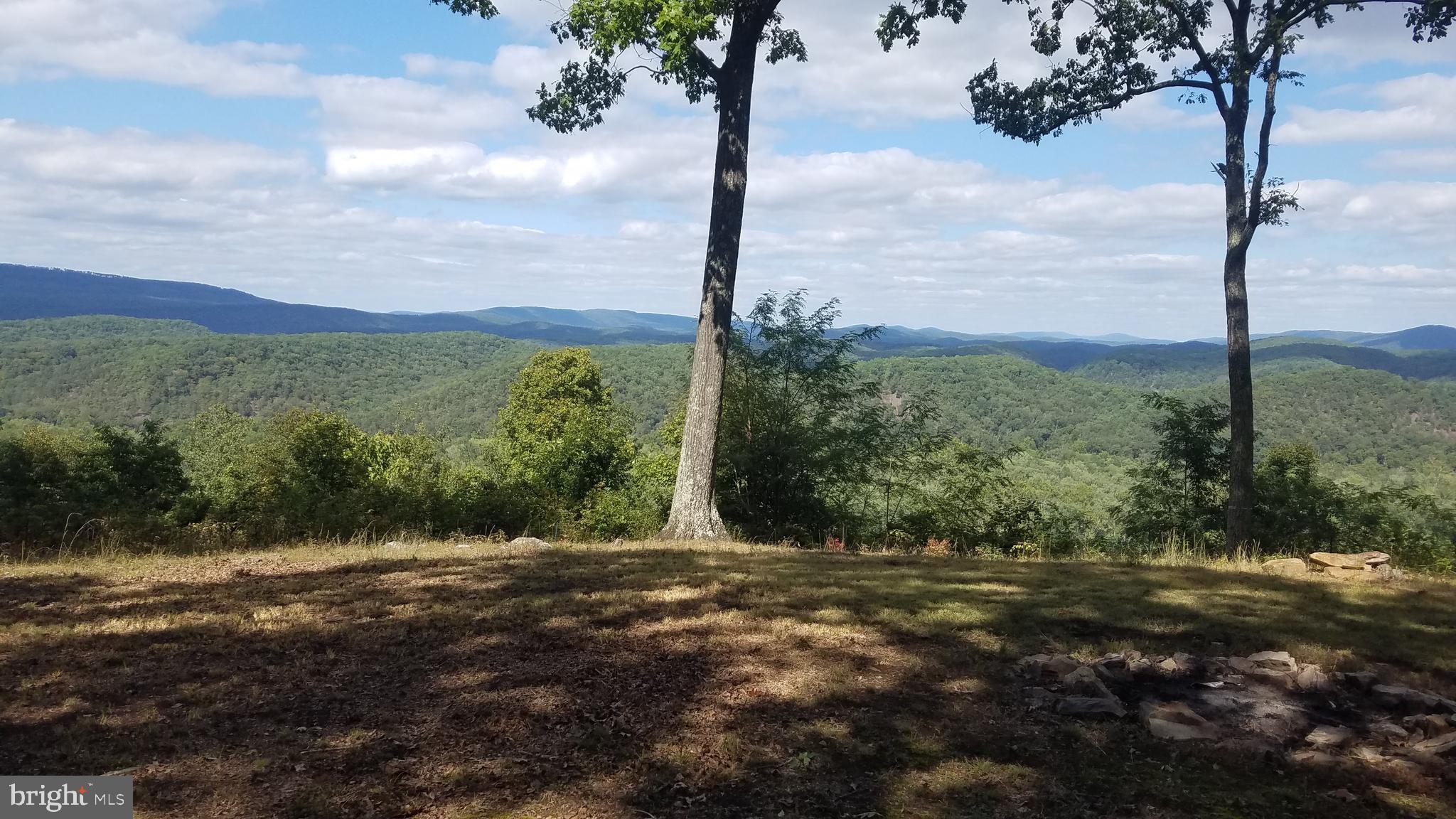 MAGNOLIA BEND - Land