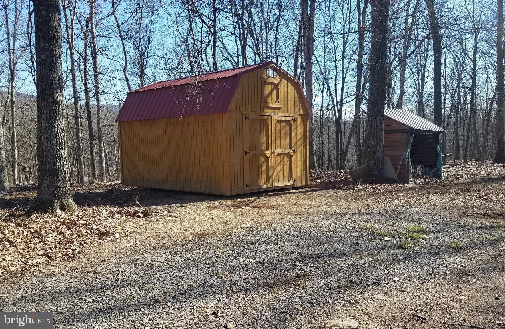 MAGNOLIA BEND - Land