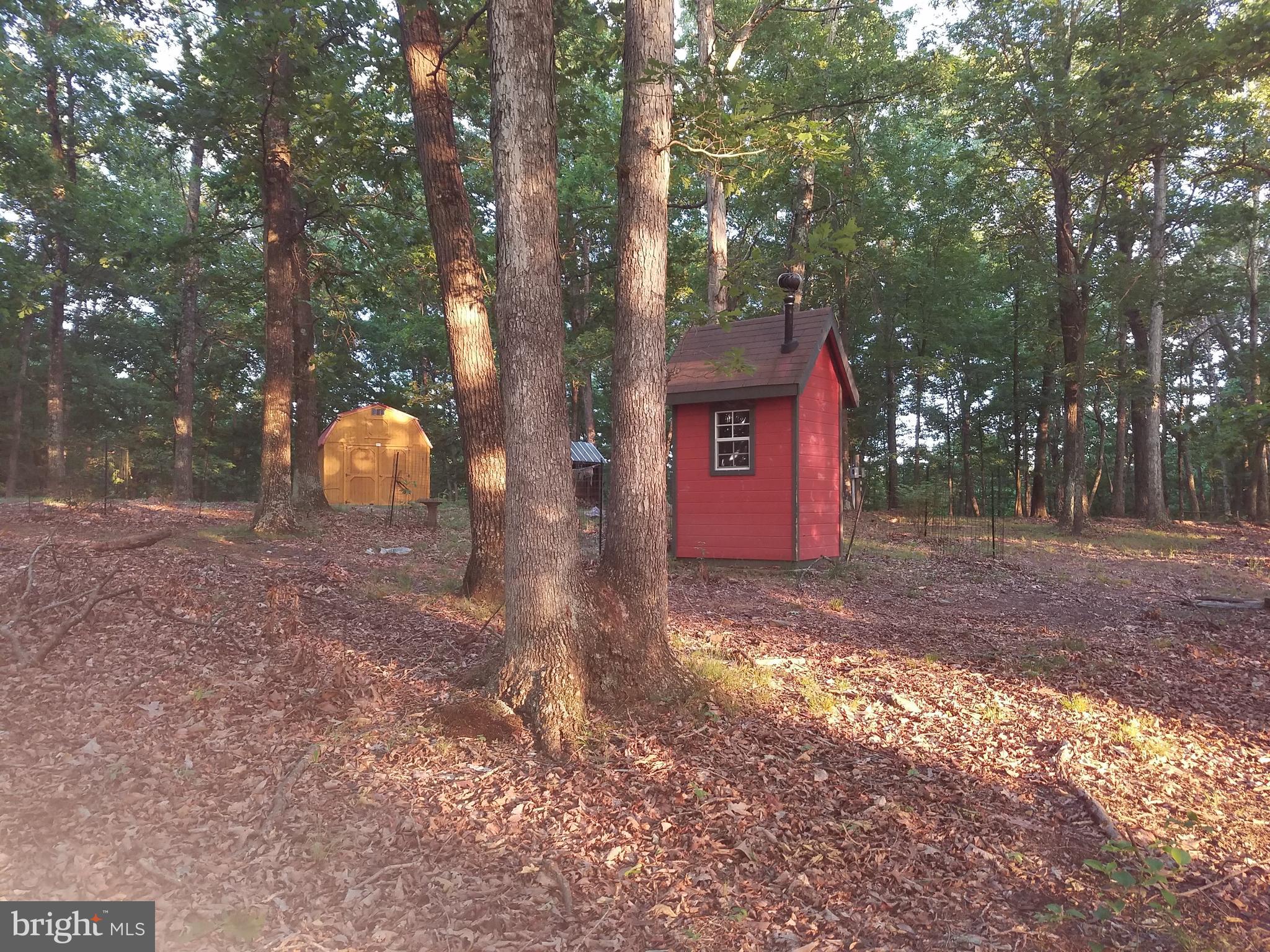 MAGNOLIA BEND - Land