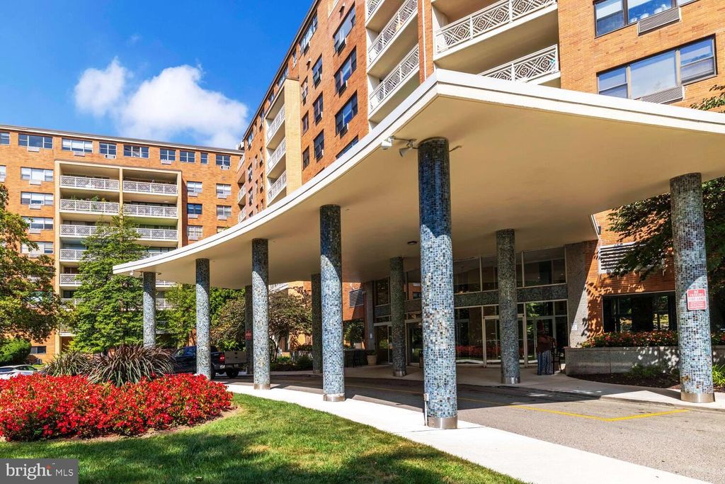 Photo of 7900 Old York Road #907-A, ELKINS PARK, PA 19027 (MLS # PAMC2159638)