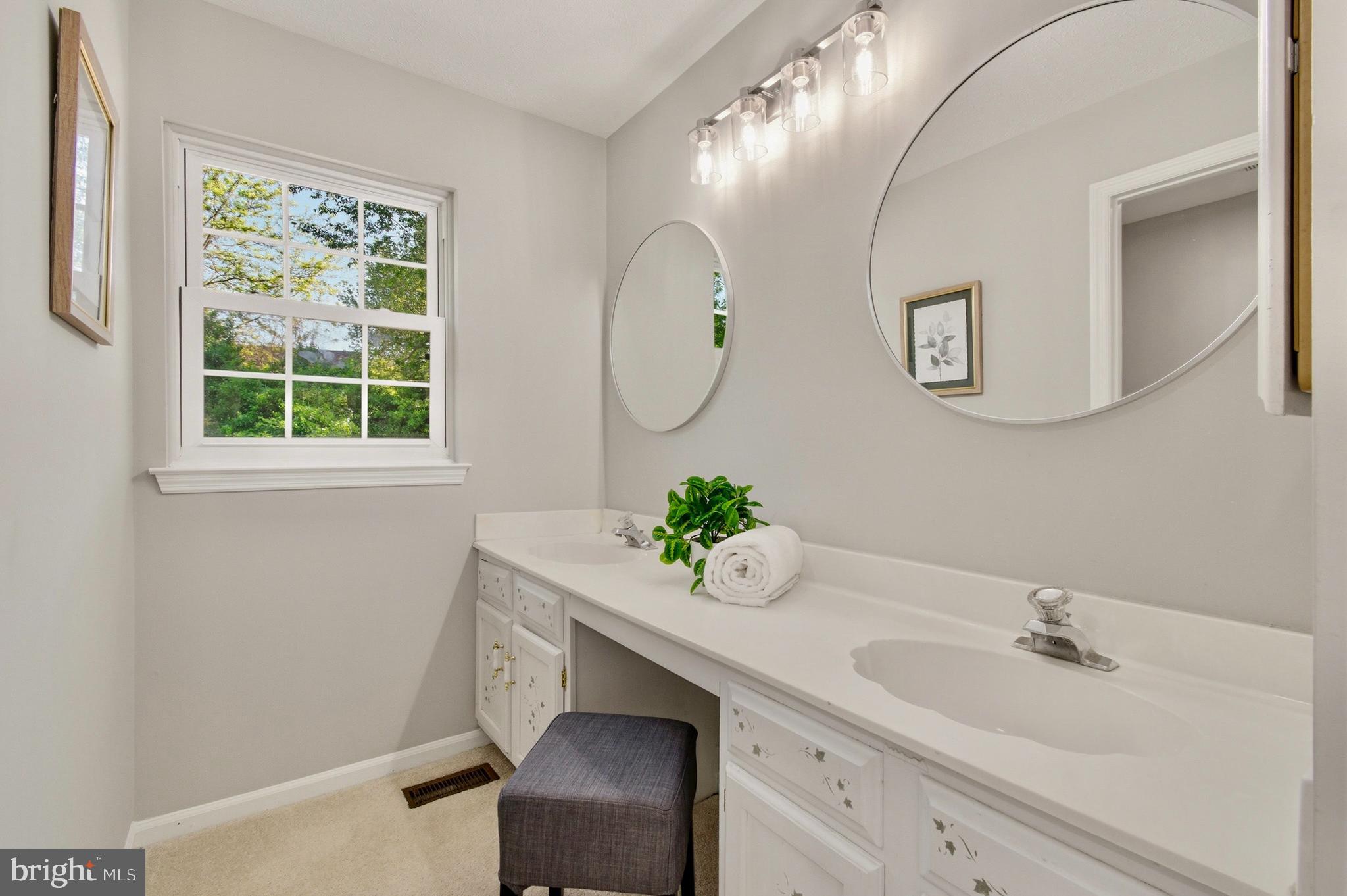 WHEATFIELD - Residential