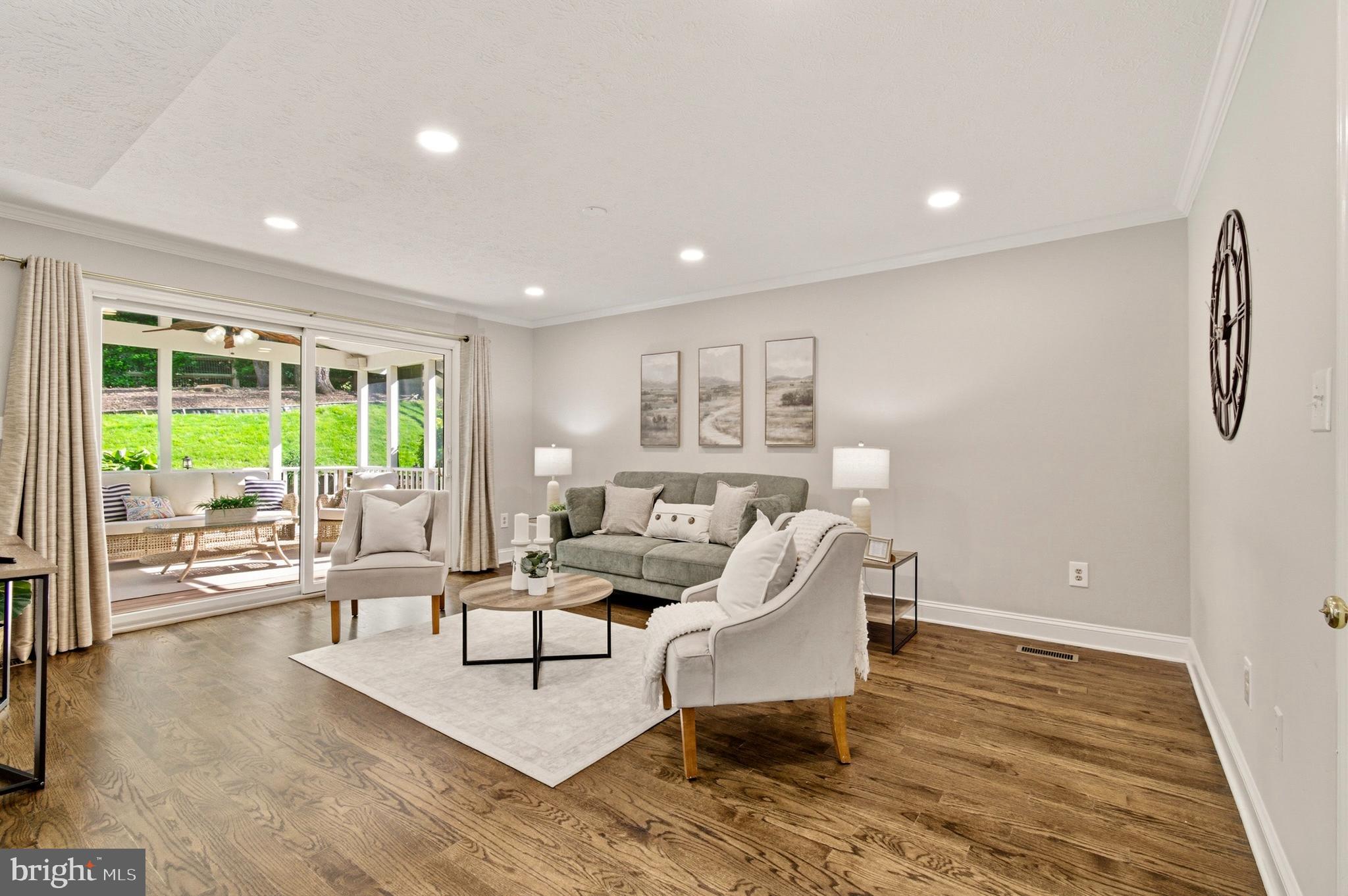 WHEATFIELD - Residential