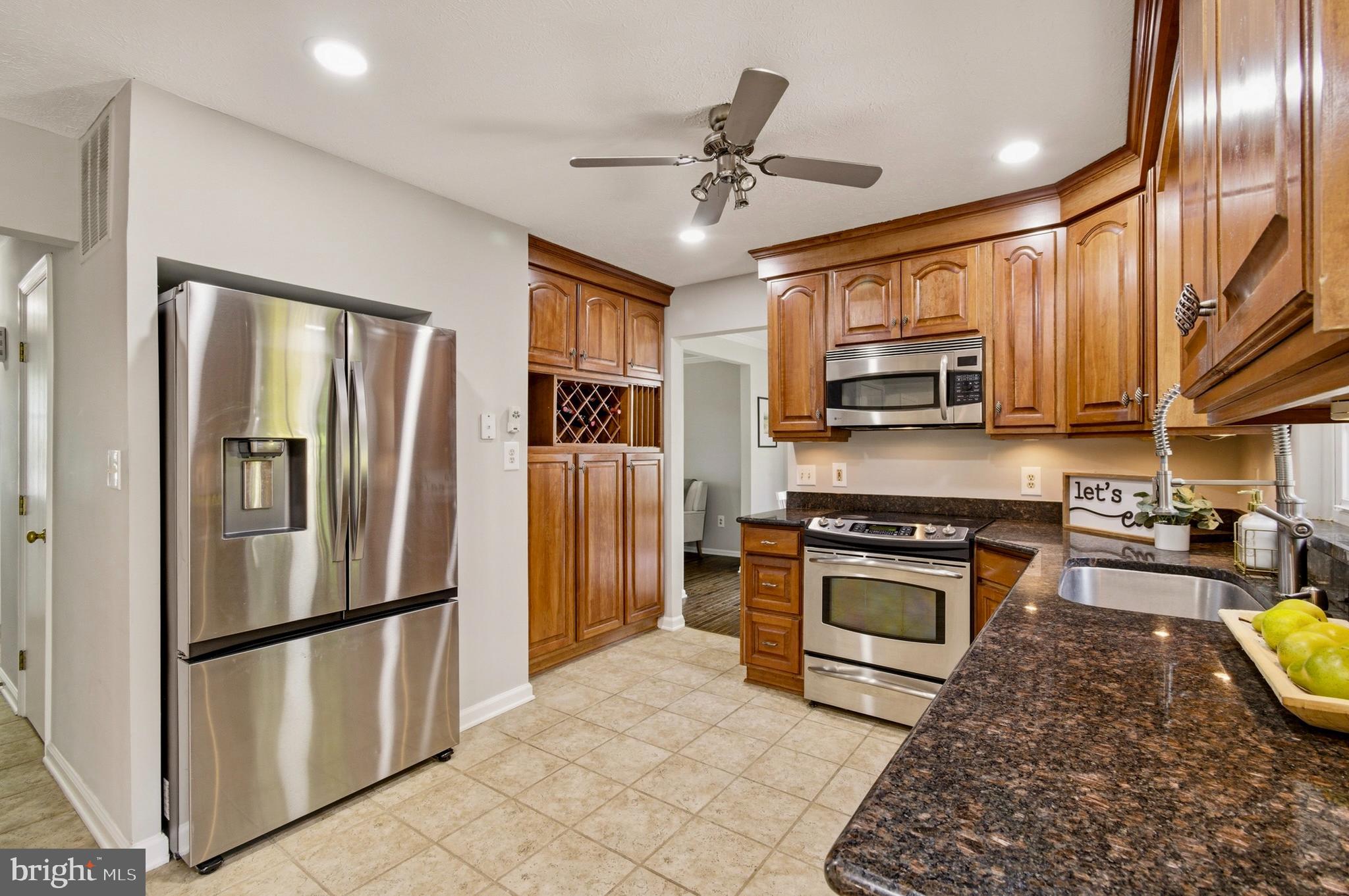 WHEATFIELD - Residential