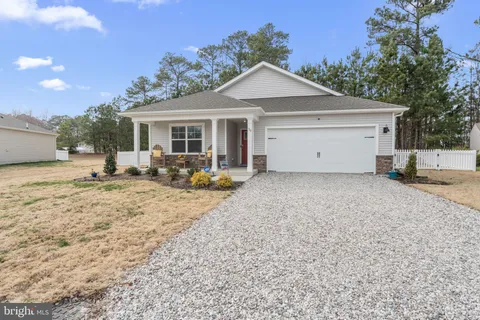 MLS: VALV2000994