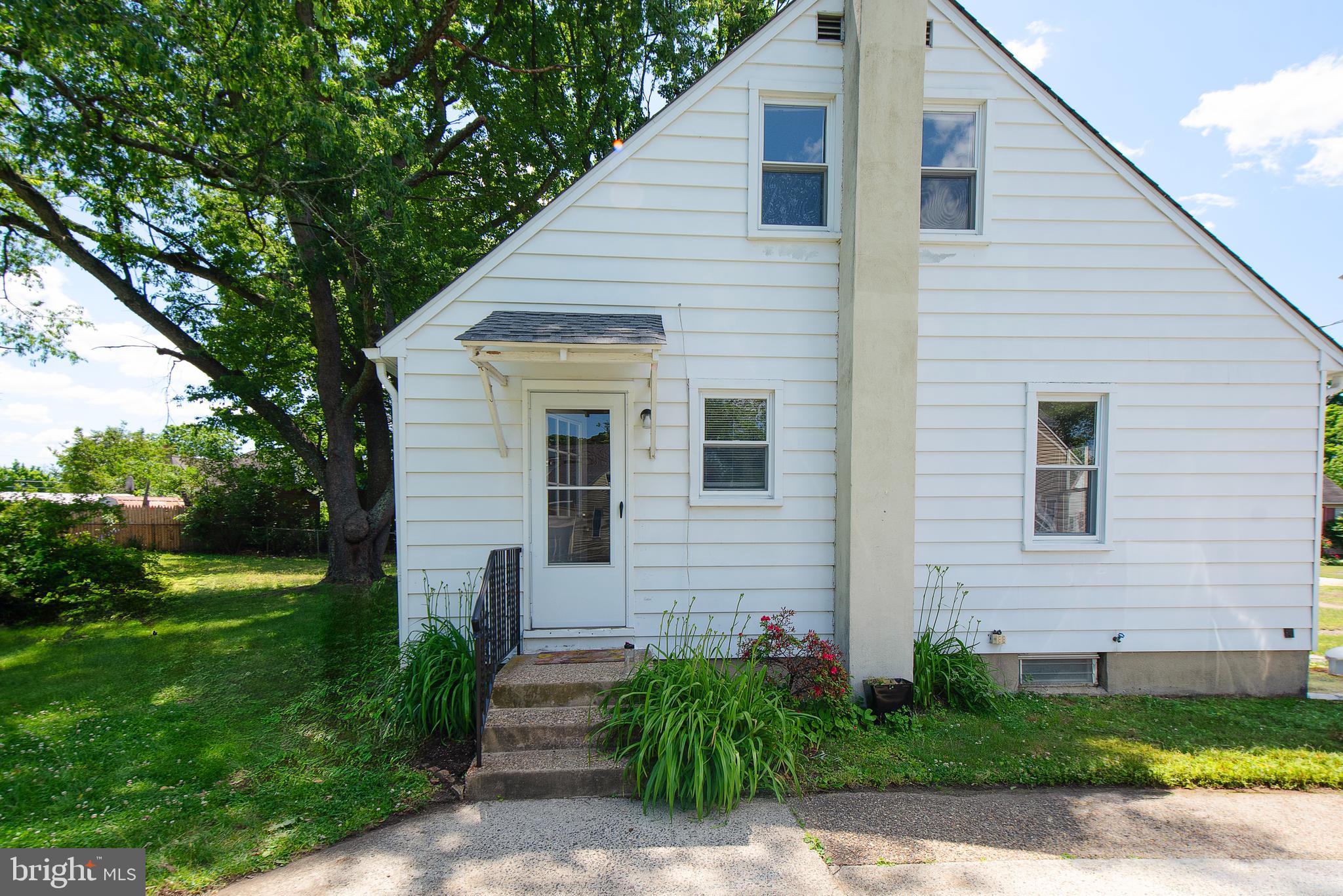 214 DAVID PLACE