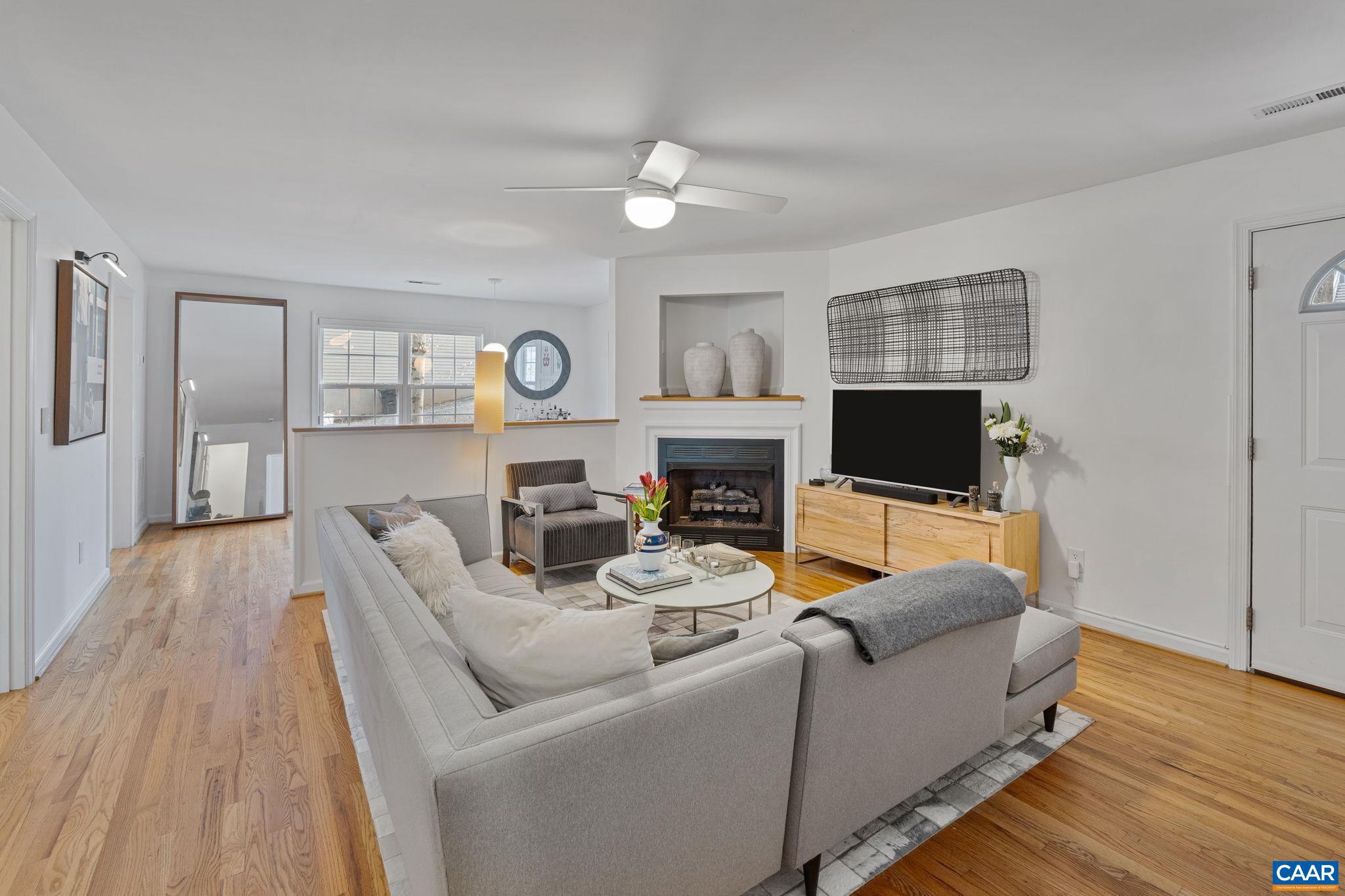 LAKE MONTICELLO - Residential