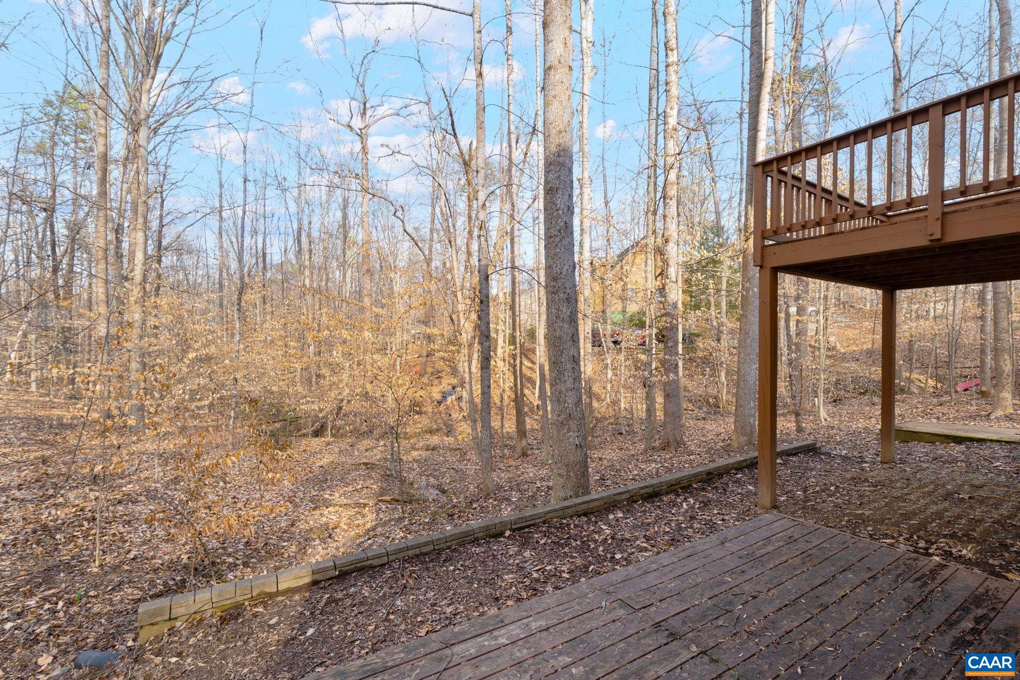 LAKE MONTICELLO - Residential