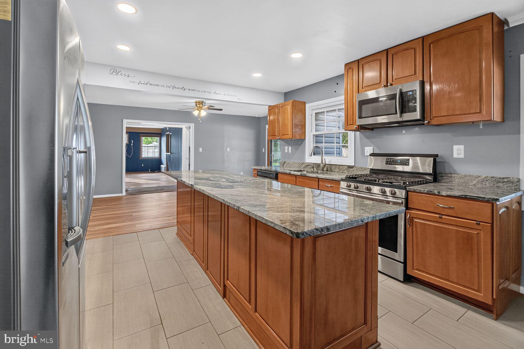 12508 SCARLET LANE