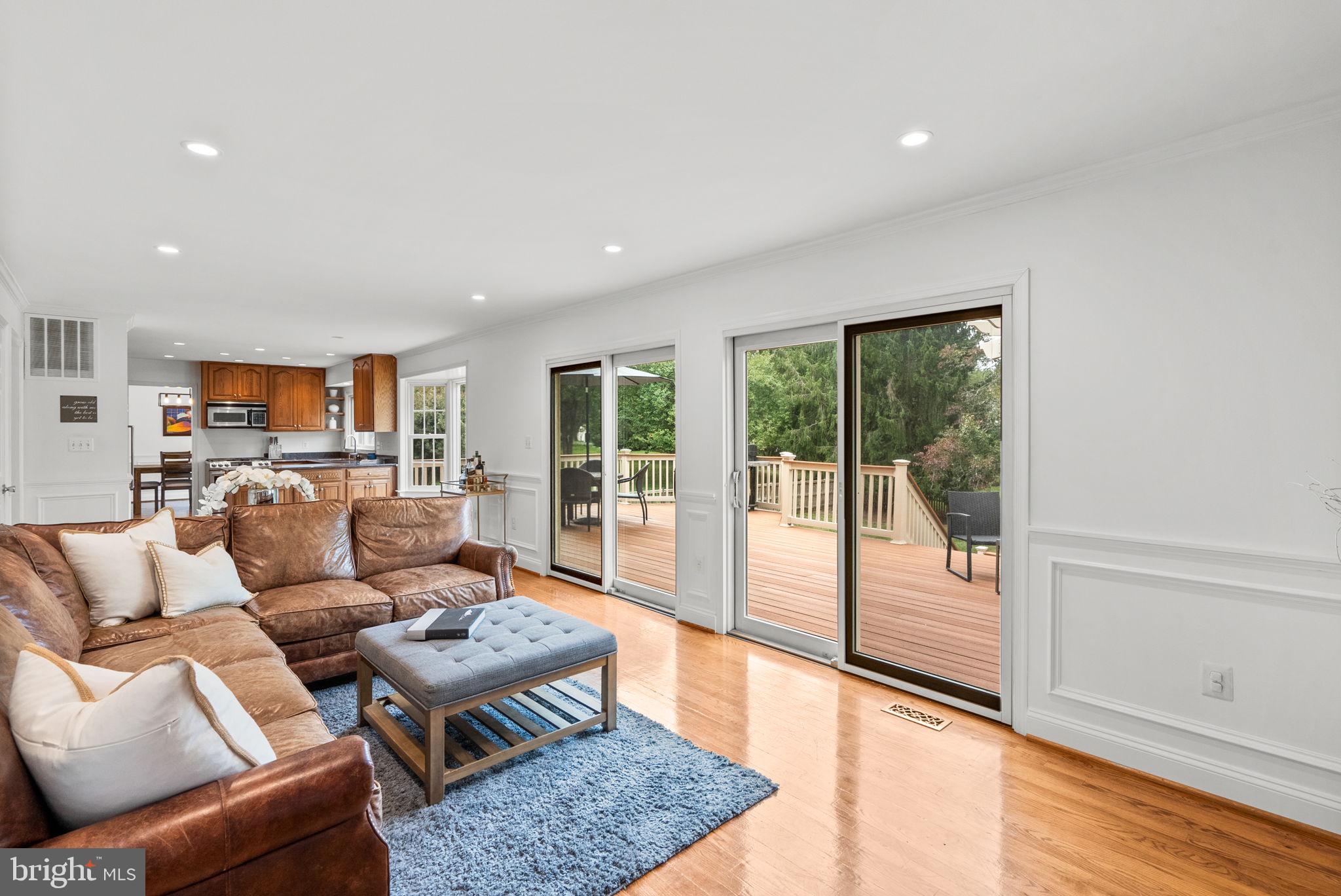 POTOMAC CHASE - Residential