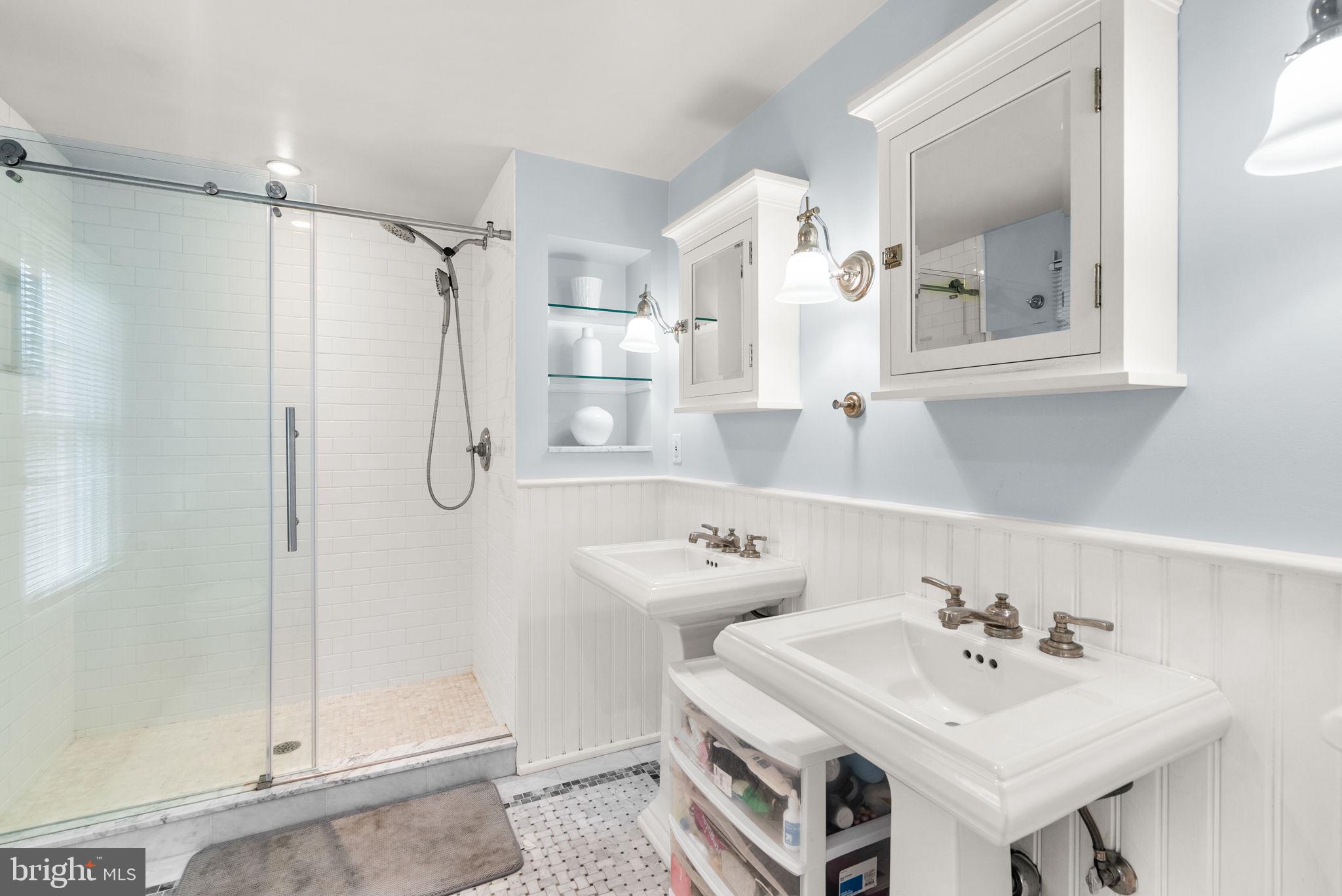 POTOMAC CHASE - Residential