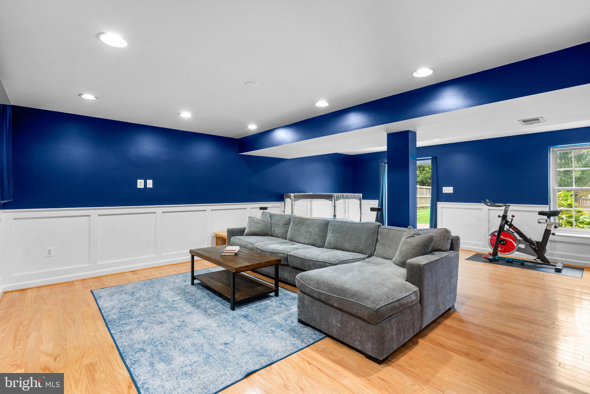 POTOMAC CHASE - Residential