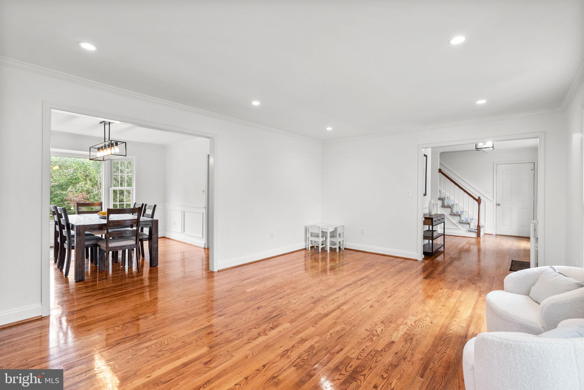 POTOMAC CHASE - Residential