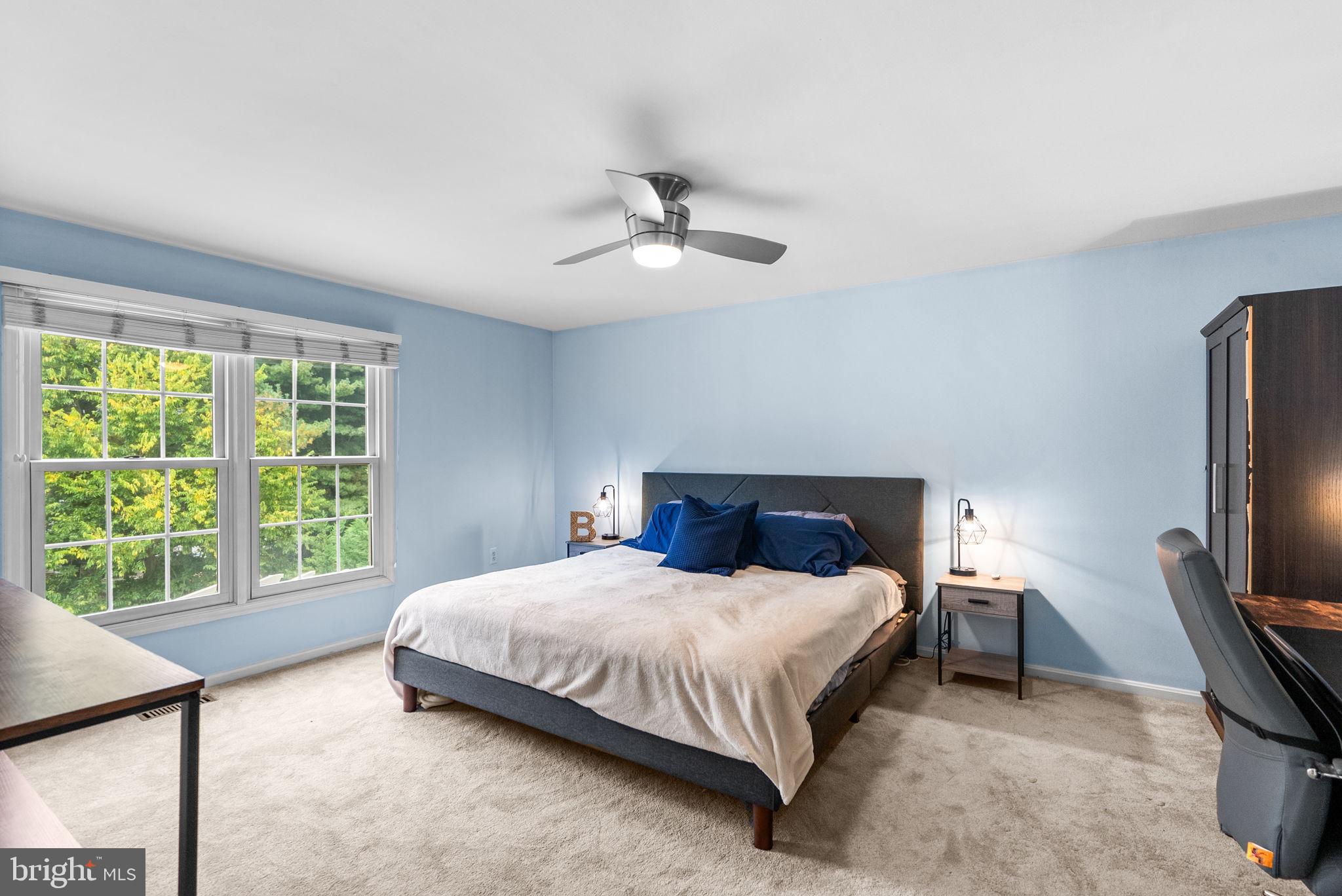 POTOMAC CHASE - Residential