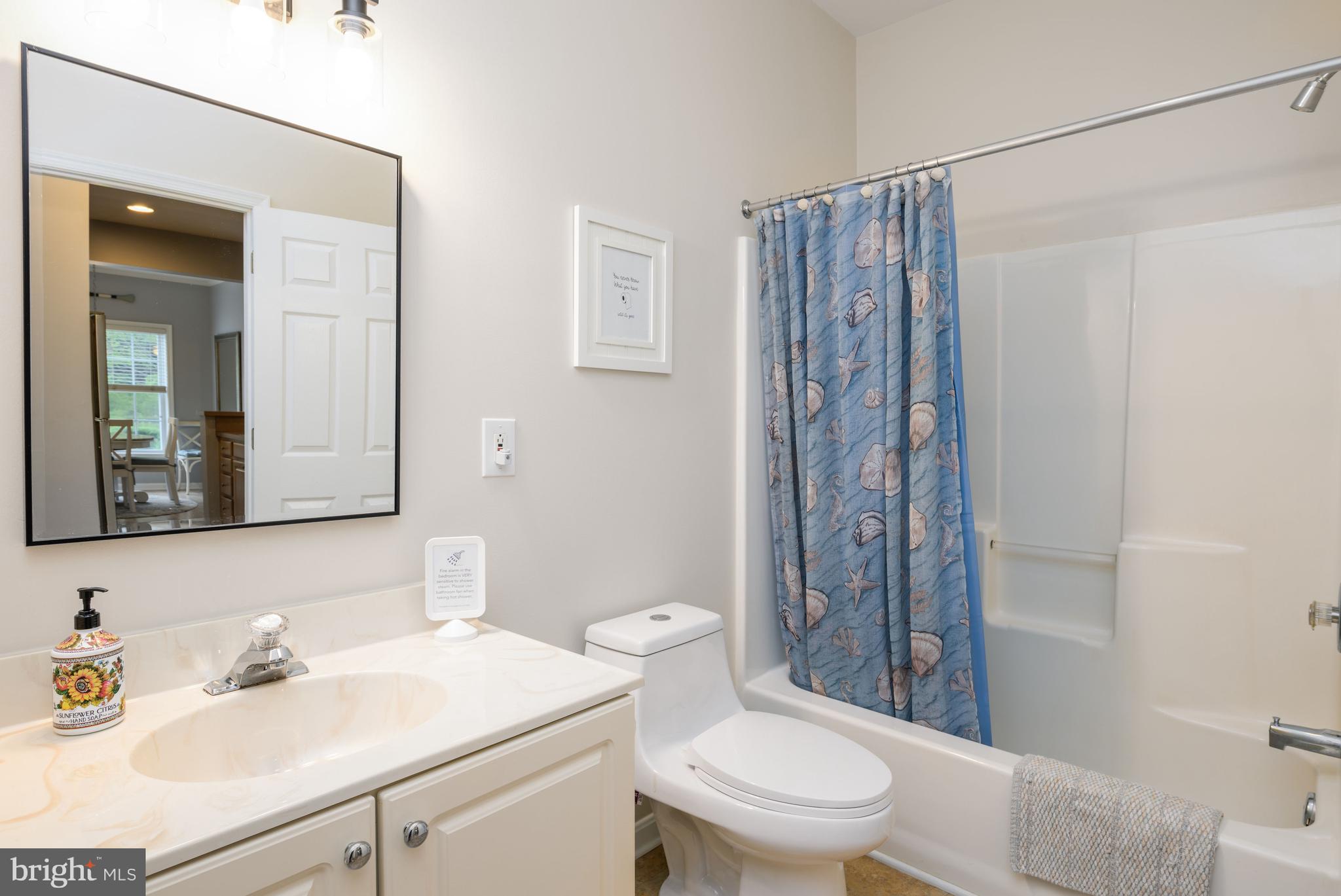 CAPTIVA SANDS - Residential