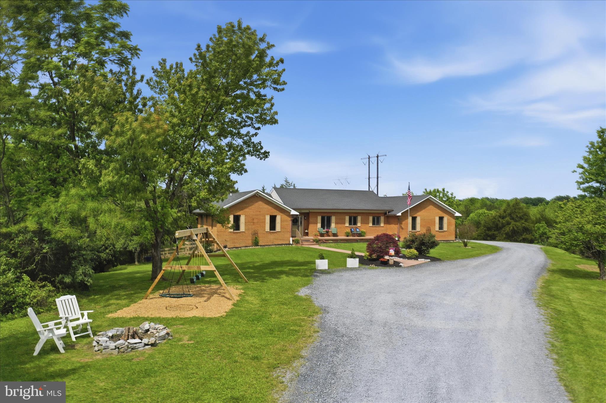 242 OLD PLANTATION LANE
