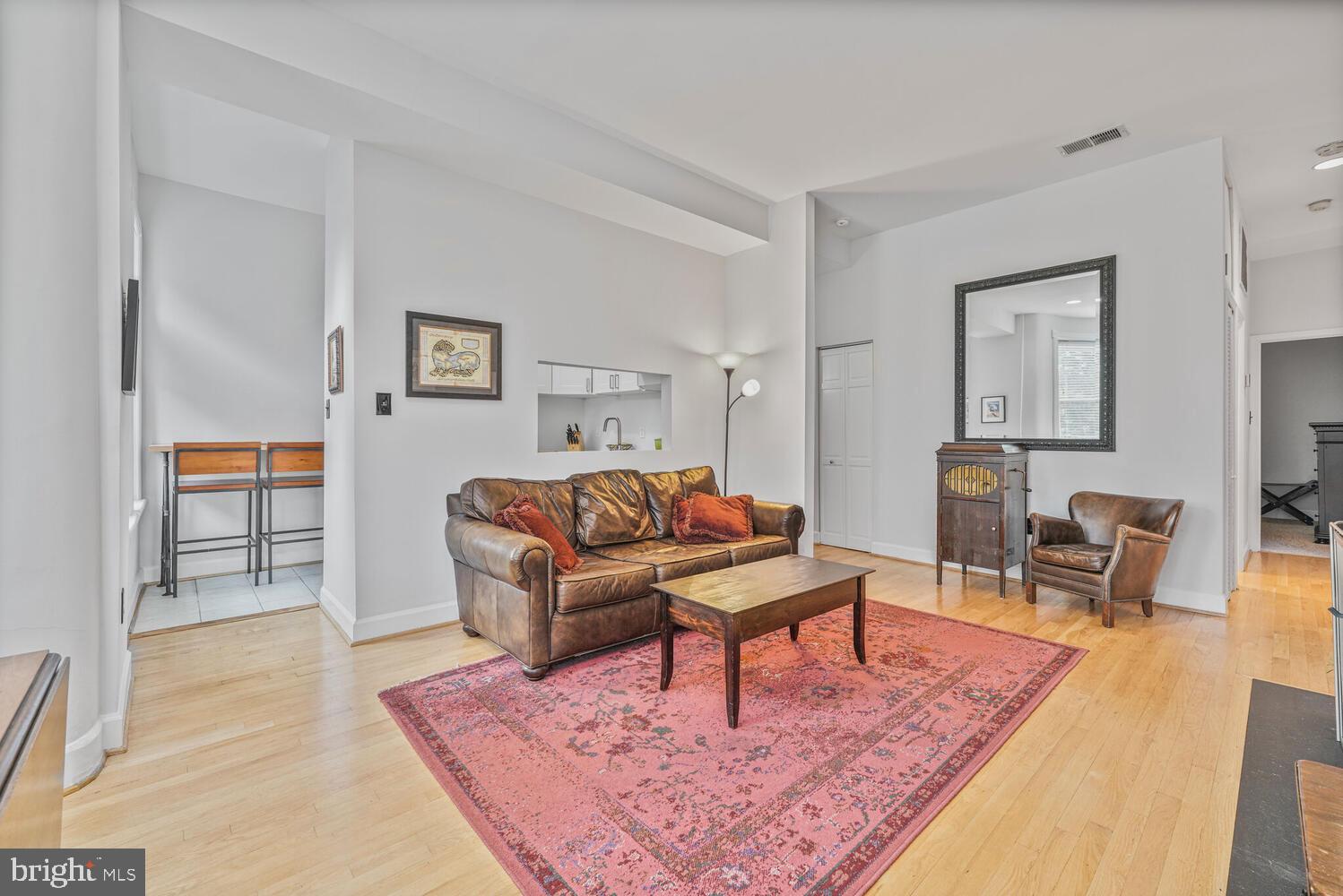 1421 T STREET NW 5