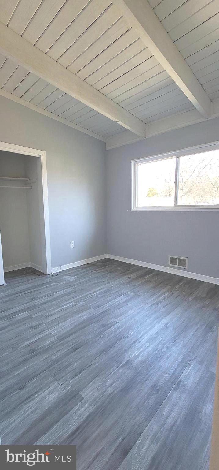 SOUTH HAMPTON VILLAGE SU - Residential