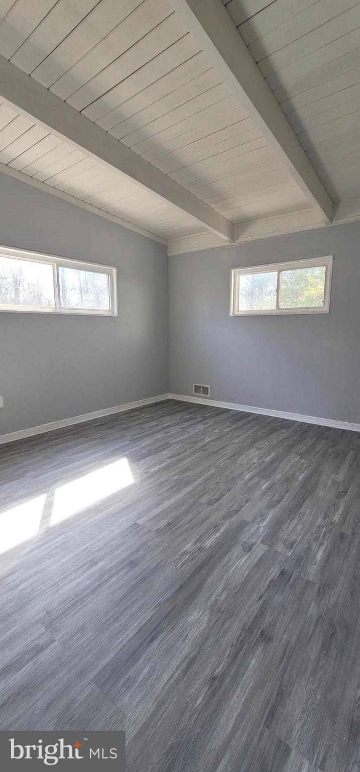 SOUTH HAMPTON VILLAGE SU - Residential