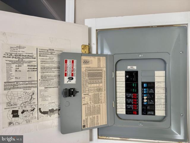 CECIL WOODS - Residential