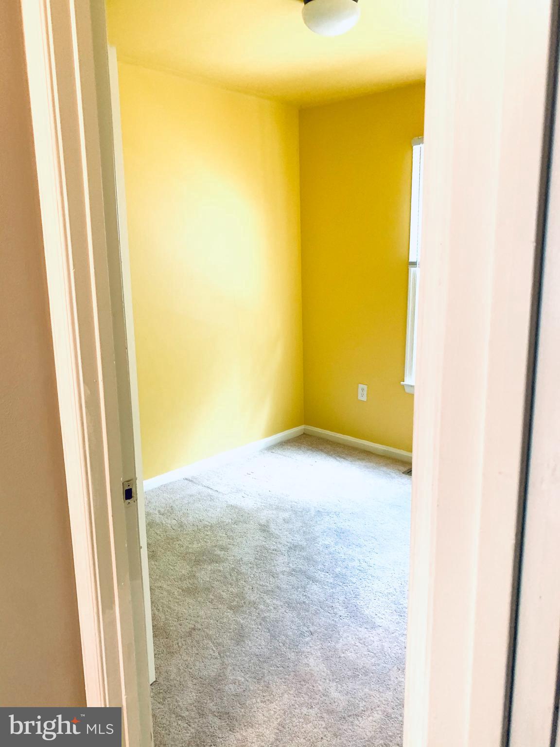 DALE CITY - Residential Lease