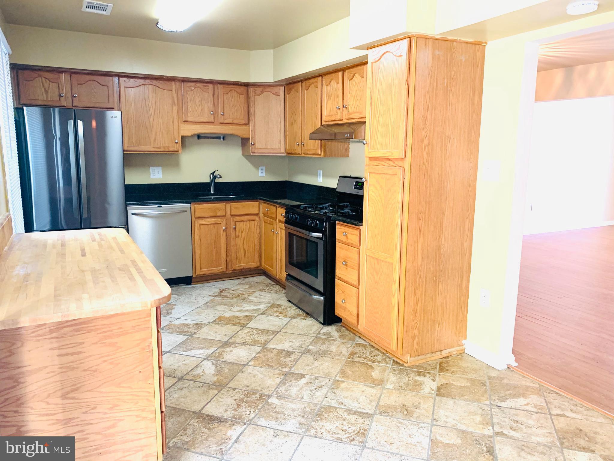 DALE CITY - Residential Lease