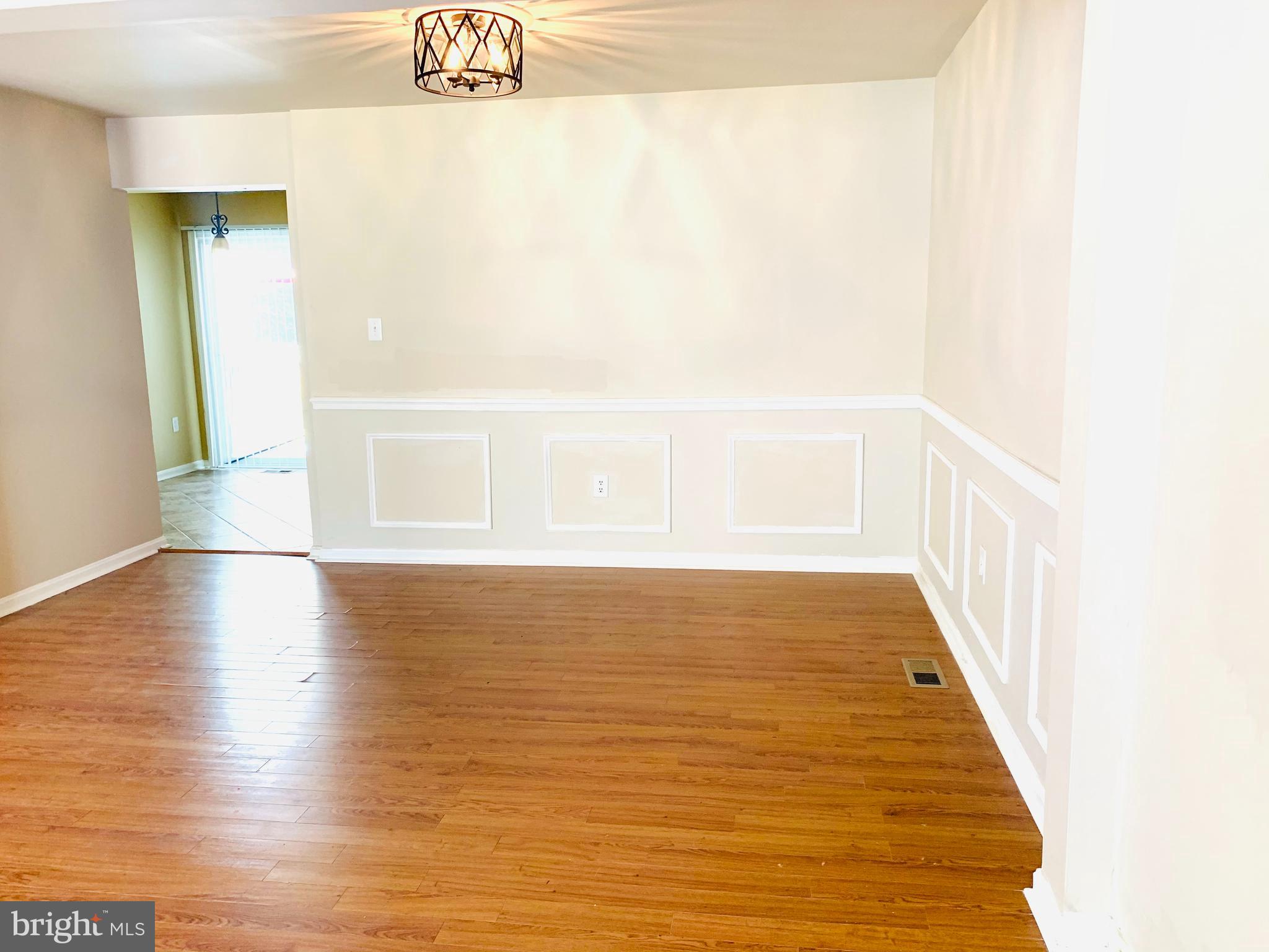 DALE CITY - Residential Lease