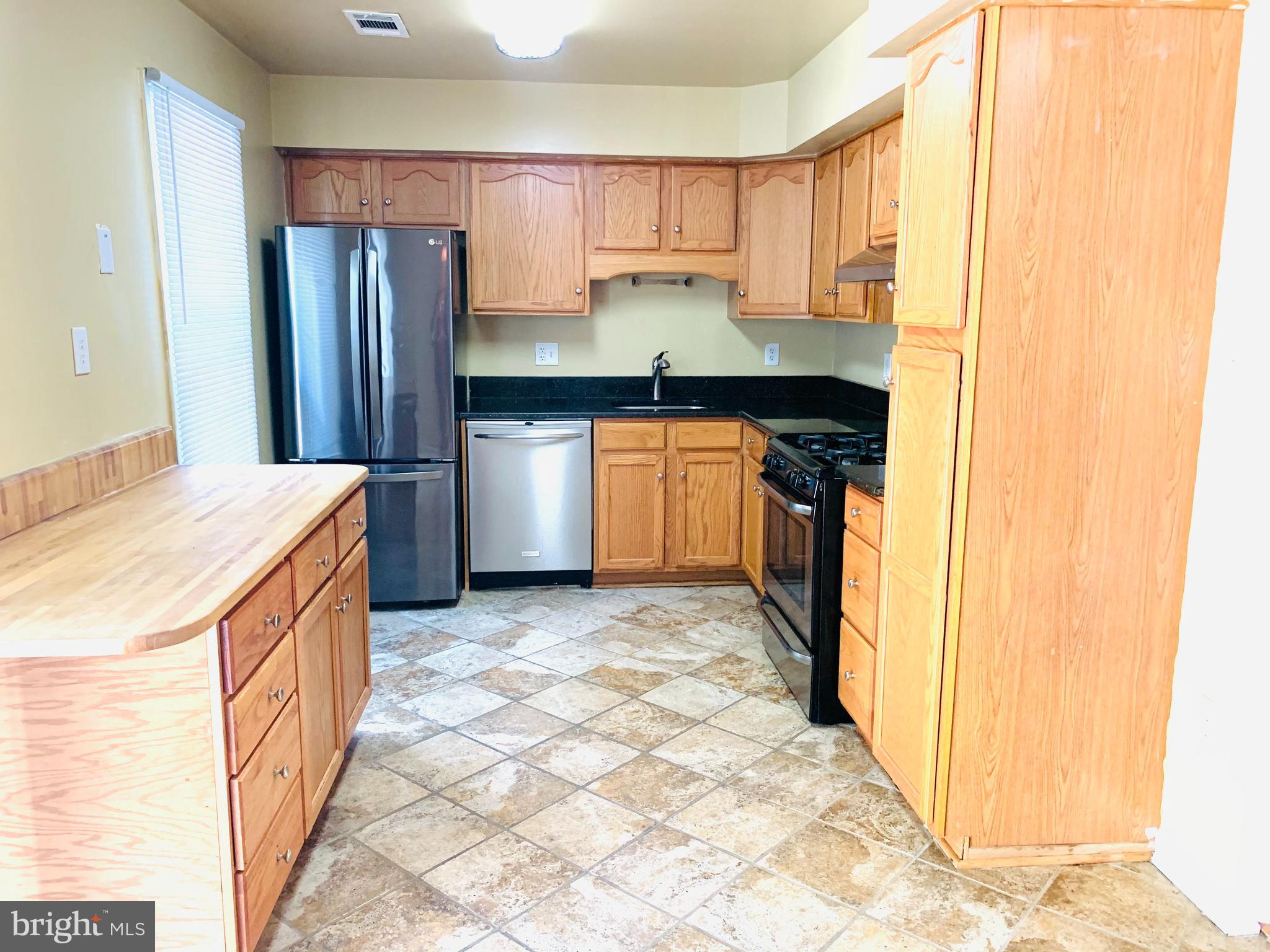 DALE CITY - Residential Lease