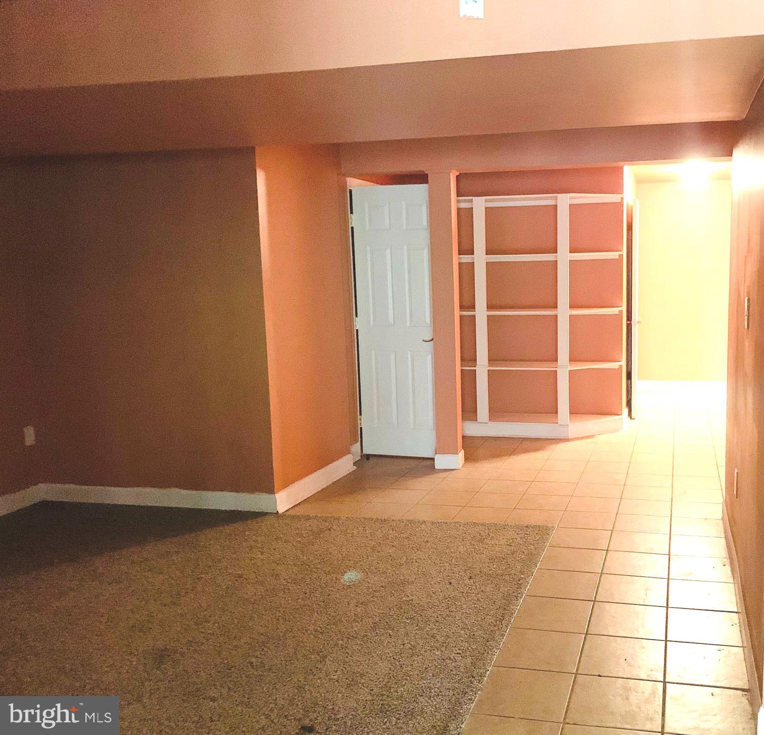 DALE CITY - Residential Lease