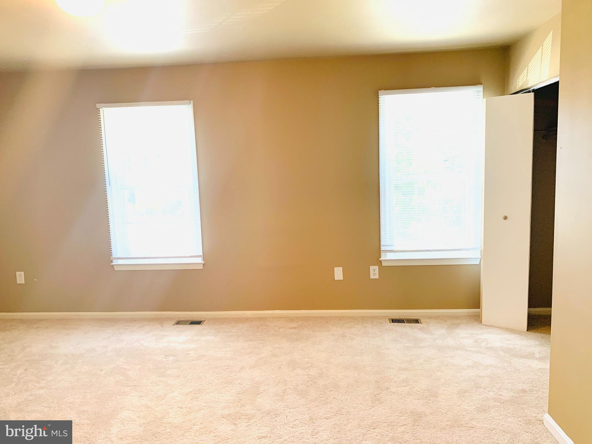 DALE CITY - Residential Lease