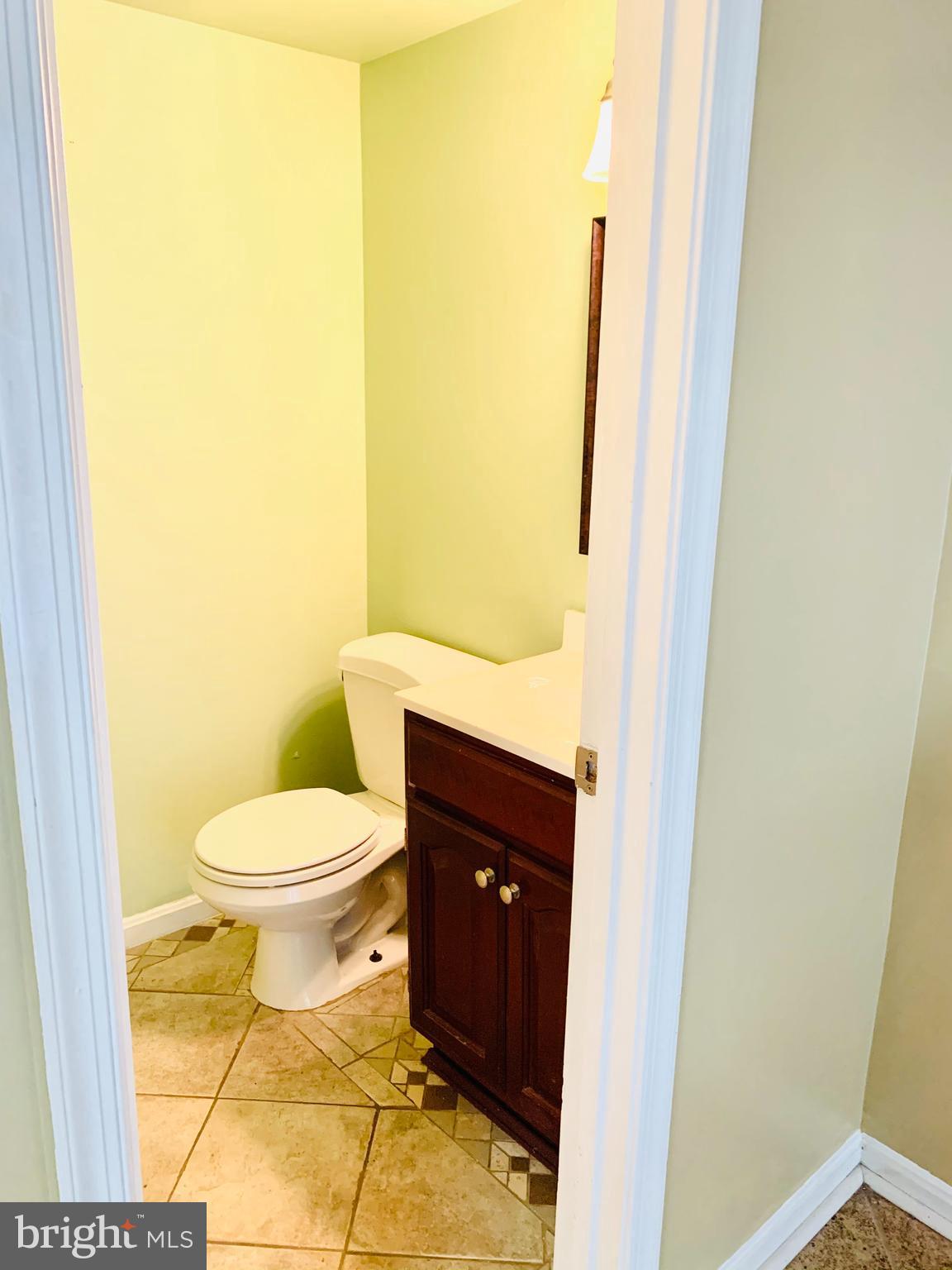 DALE CITY - Residential Lease